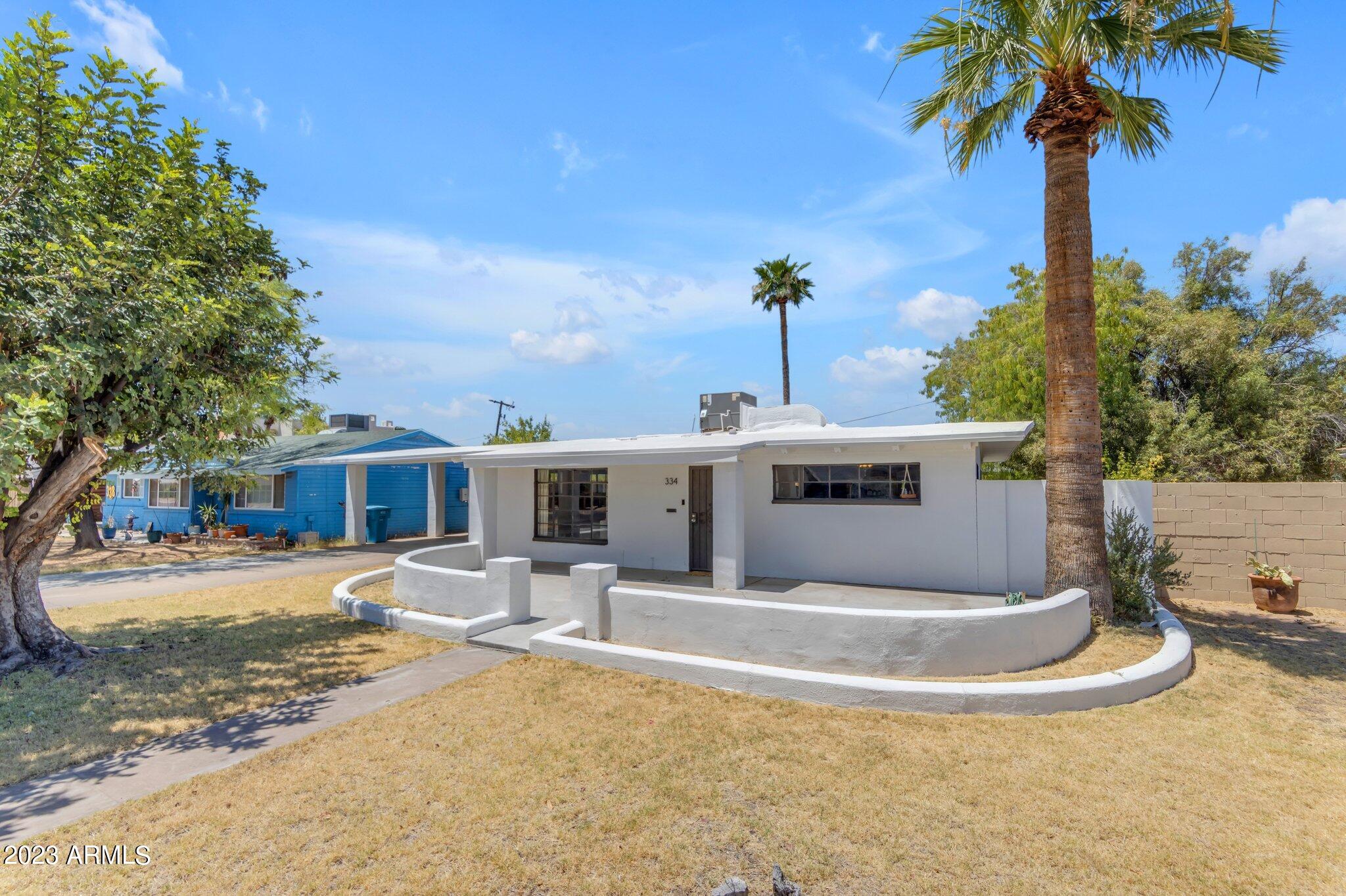 334 W GLENROSA Avenue