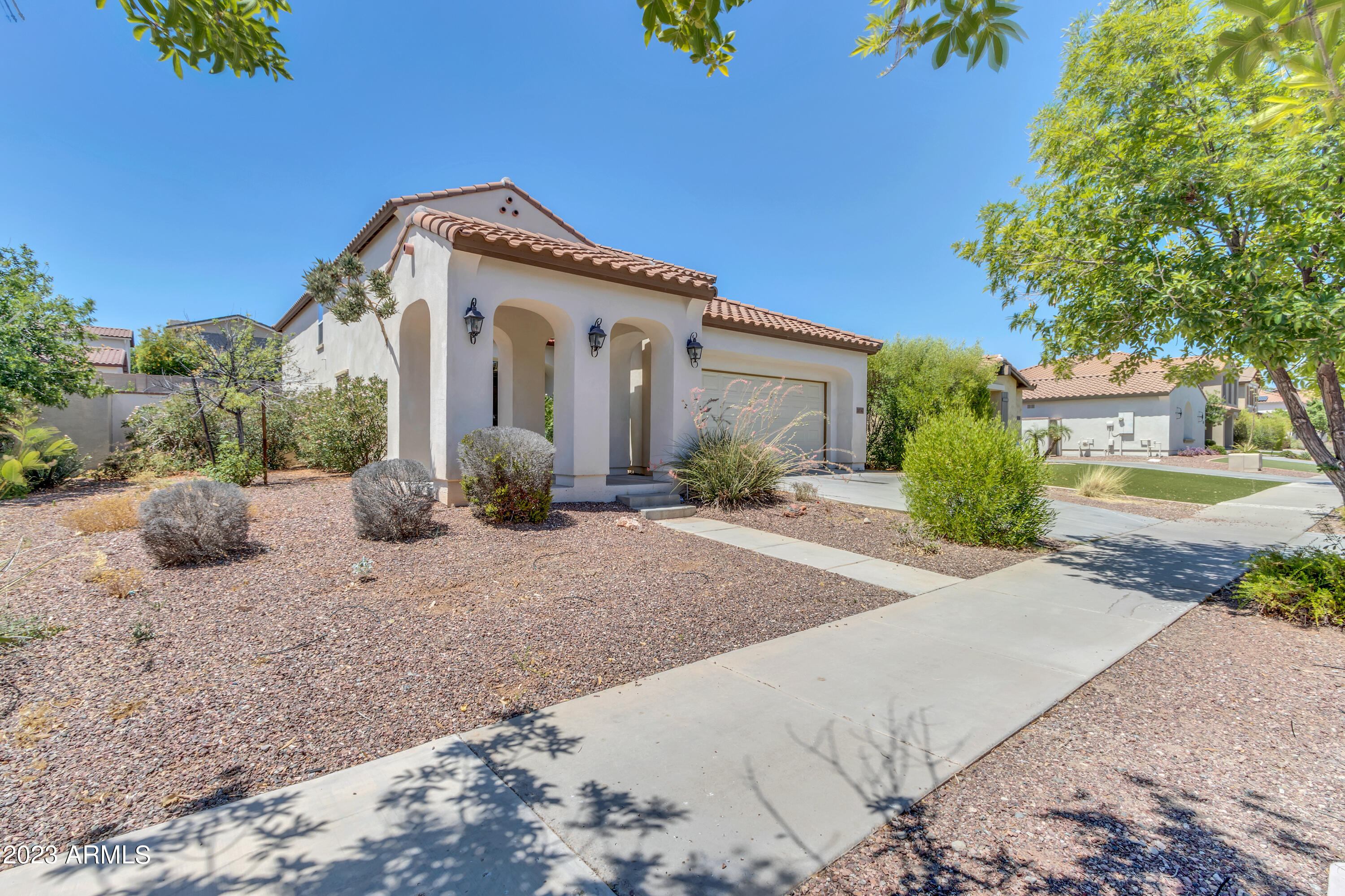 20742 W WHITE ROCK Road