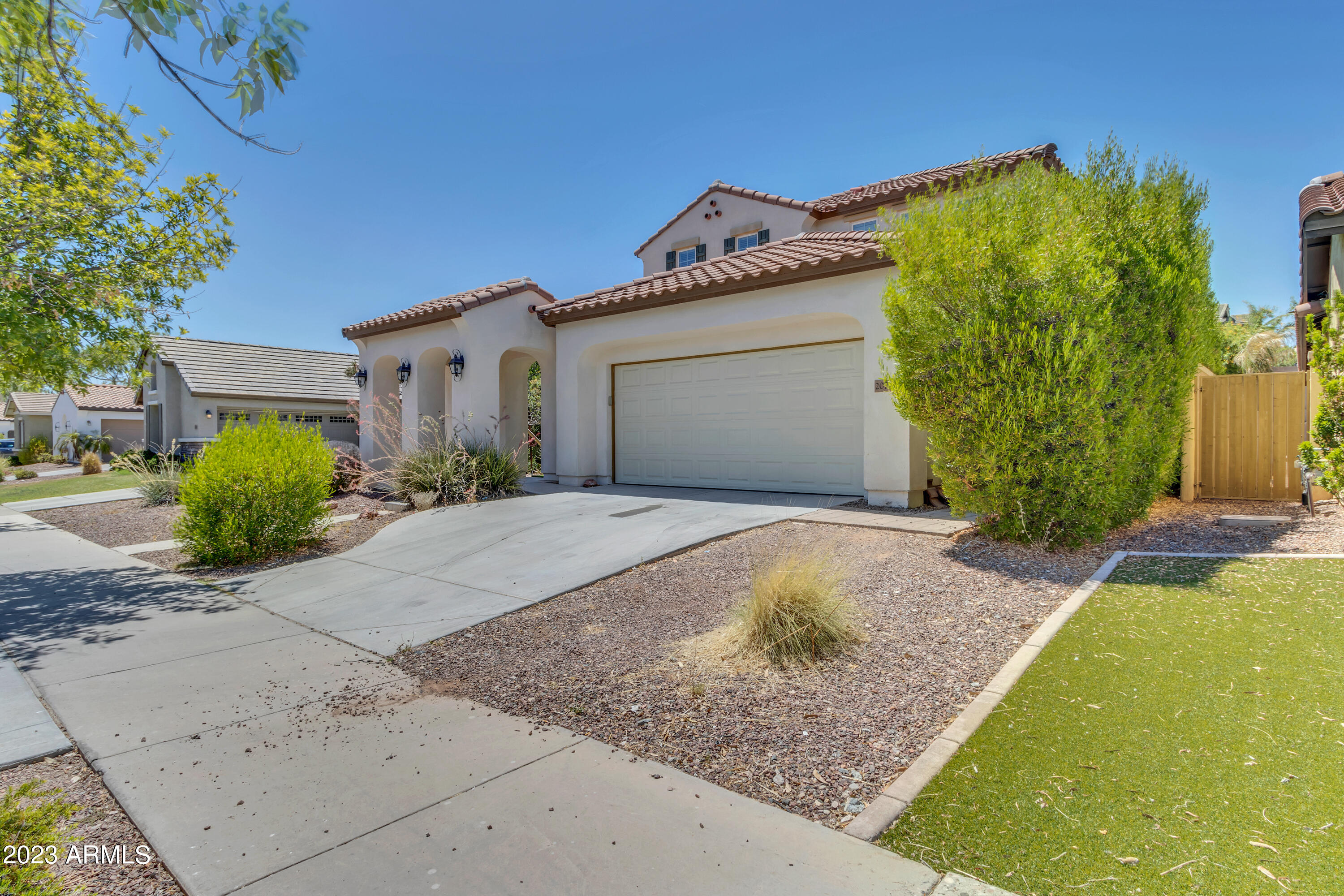 20742 W WHITE ROCK Road