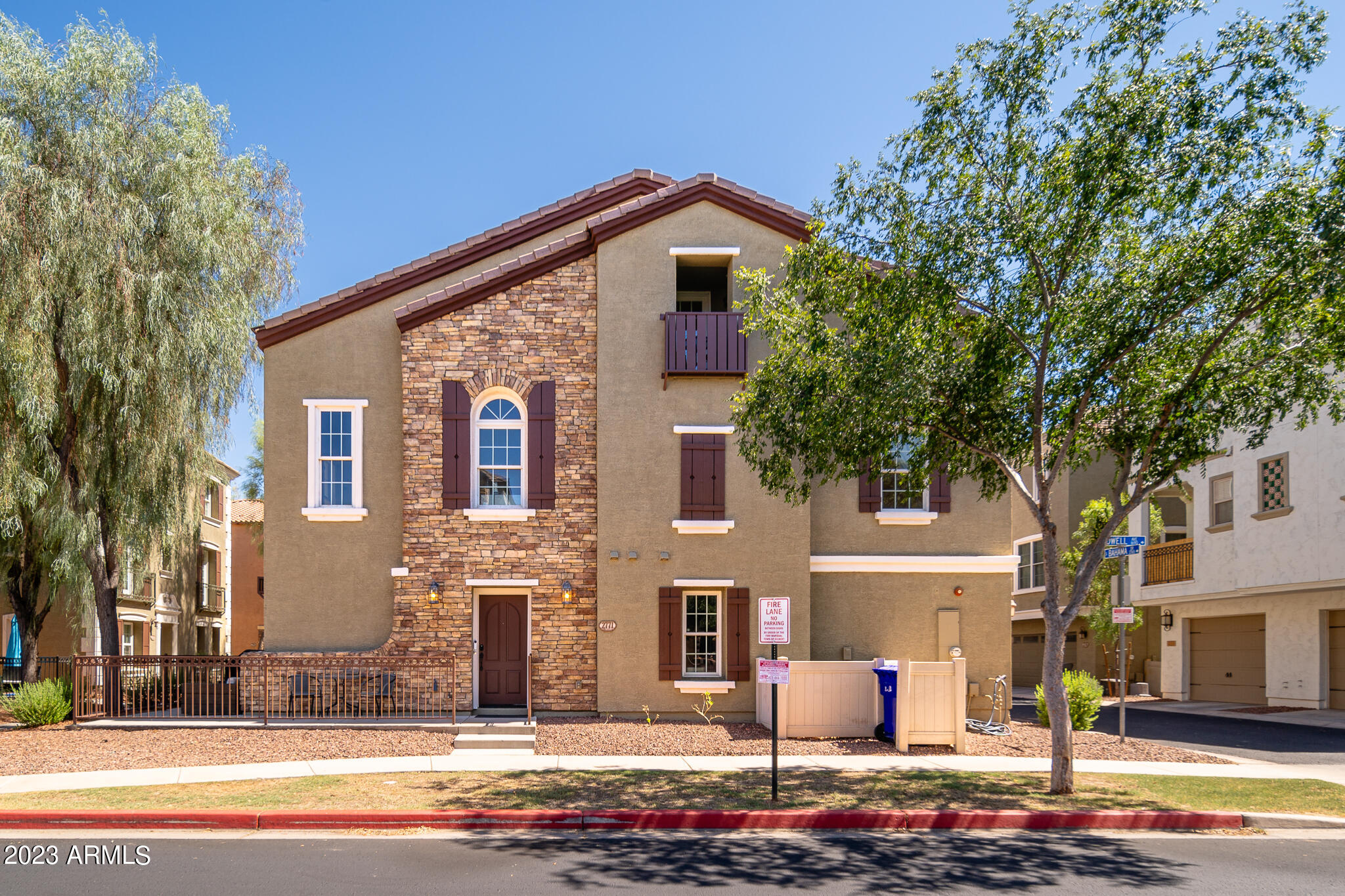 2771 S BAHAMA Drive