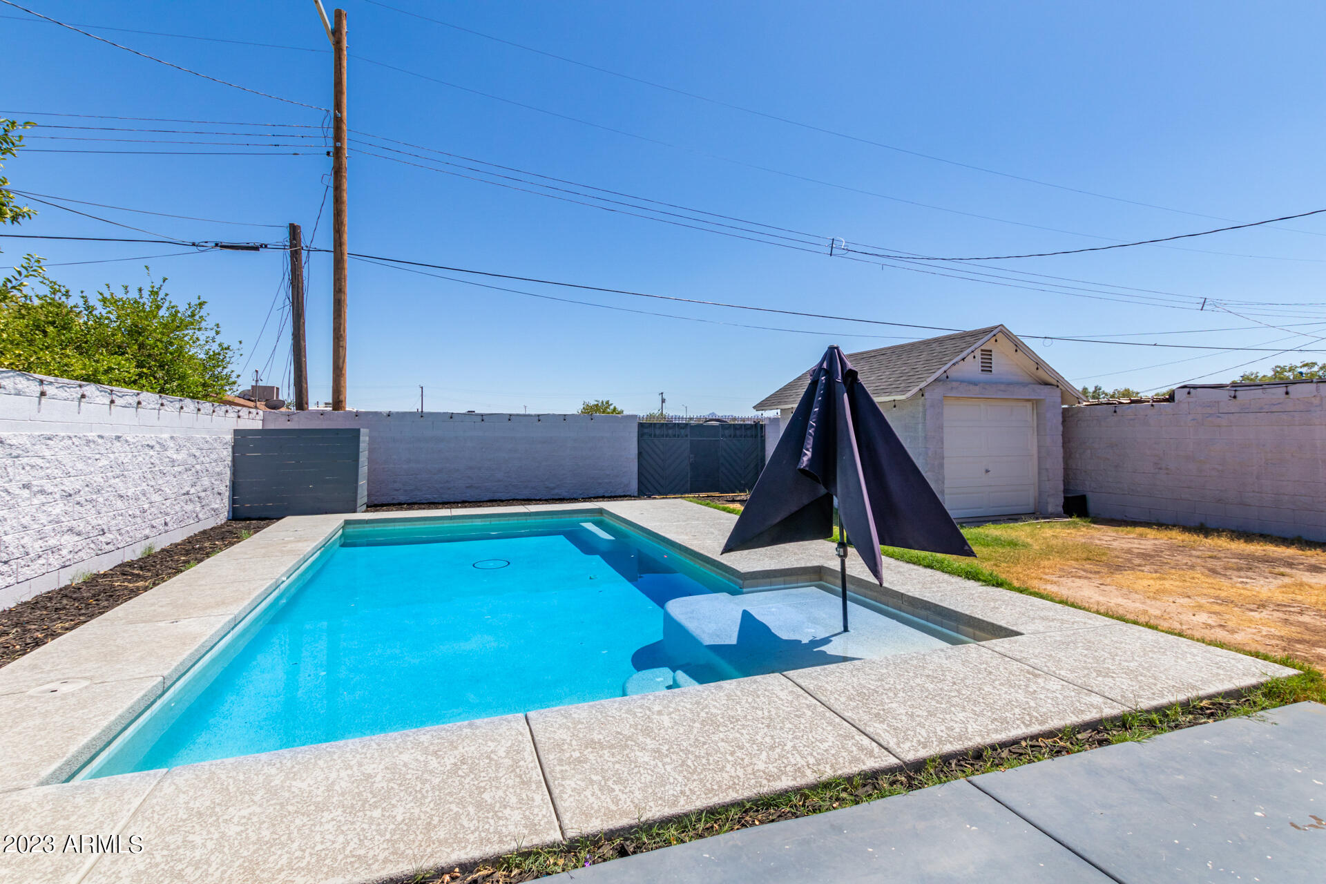 3613 W POLK Street