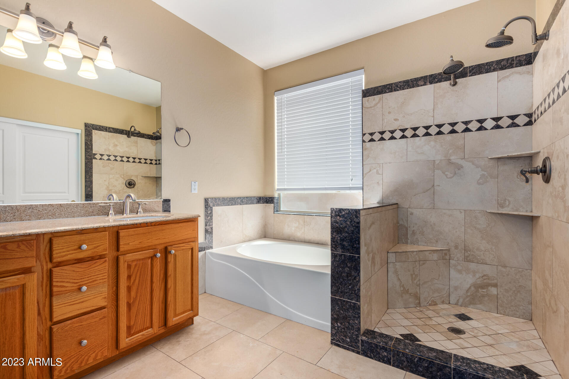 2614 W SAINT KATERI Drive
