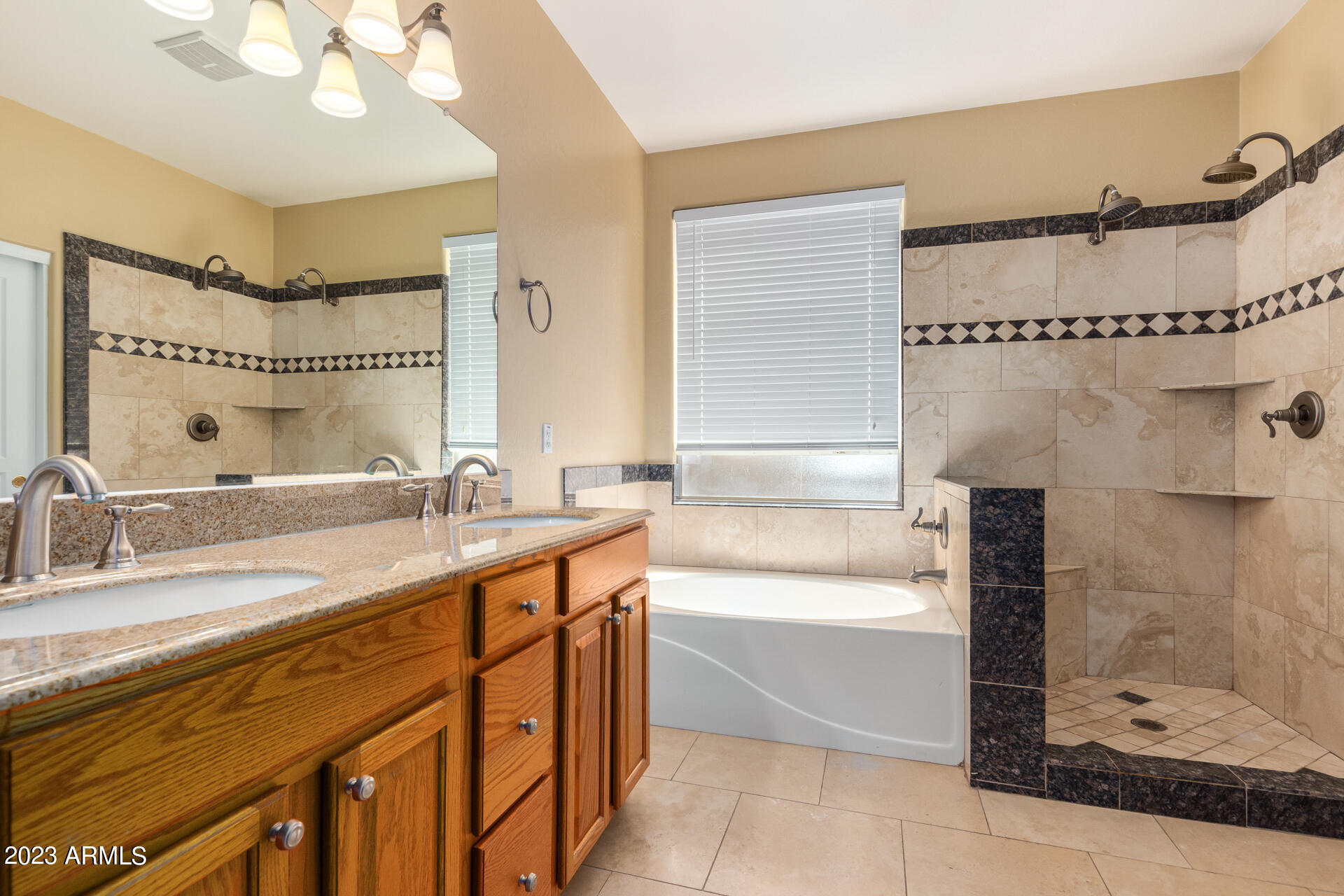 2614 W SAINT KATERI Drive