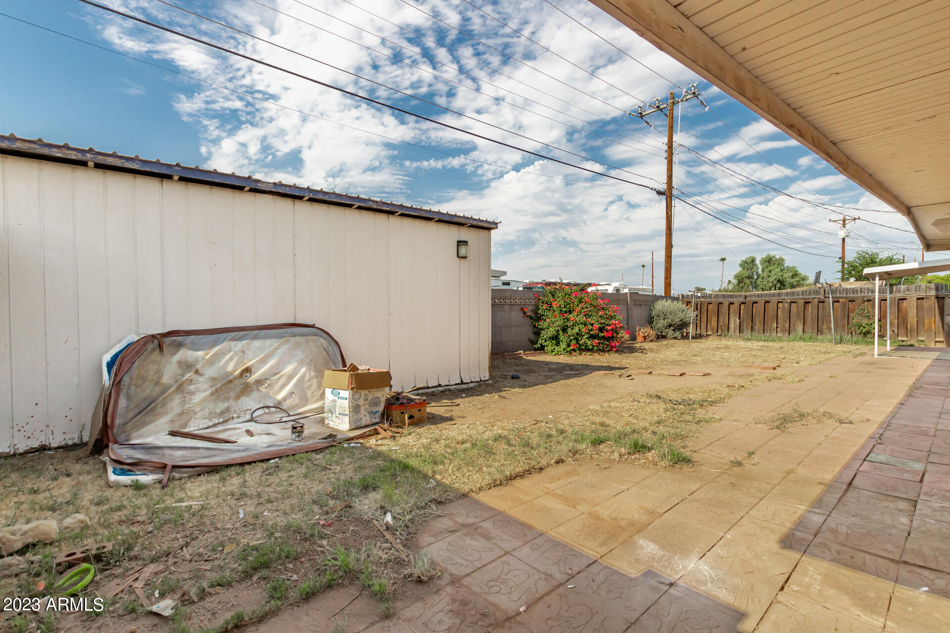 2220 E ALPINE Avenue