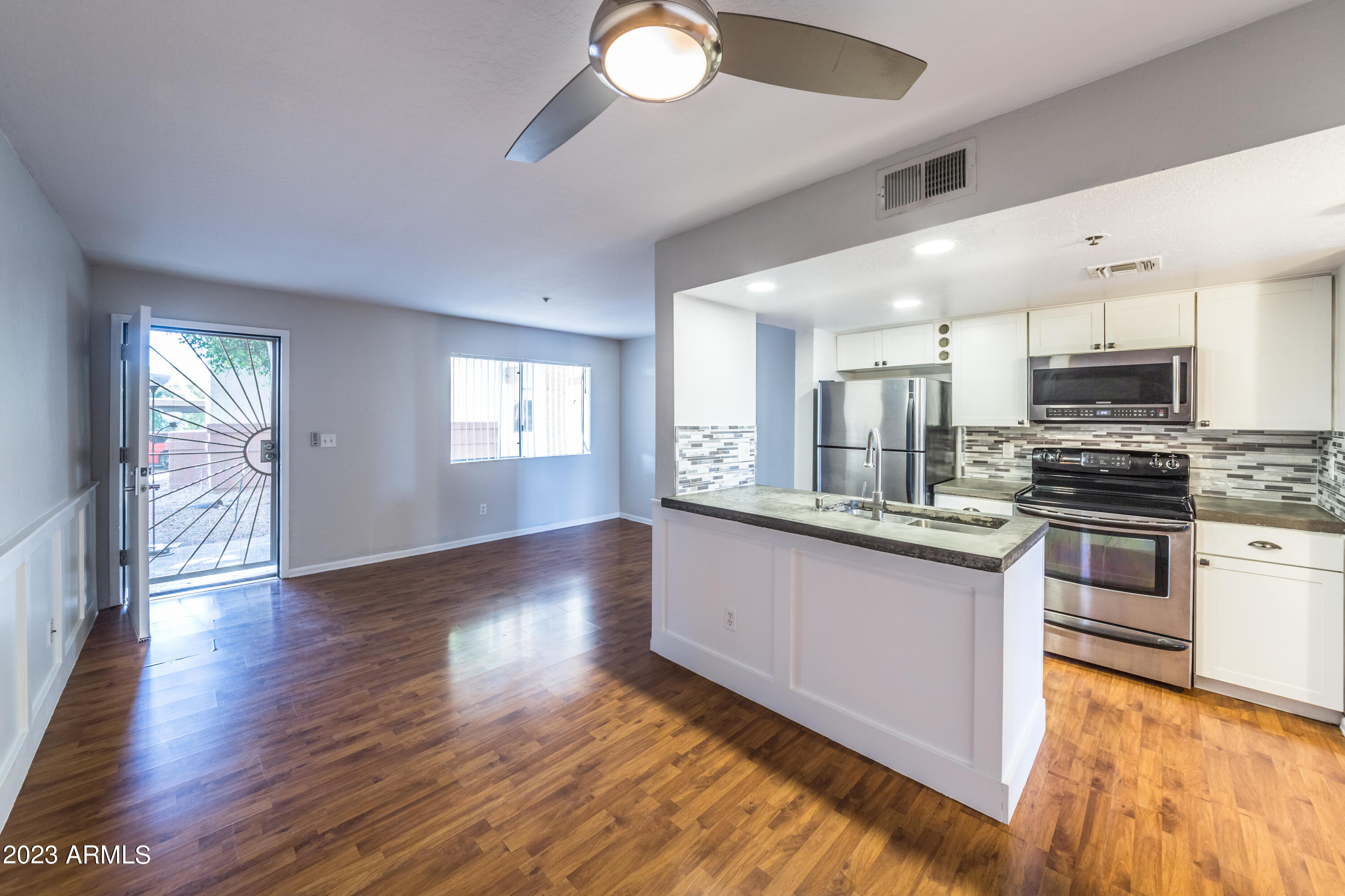 12123 W BELL Road # 138