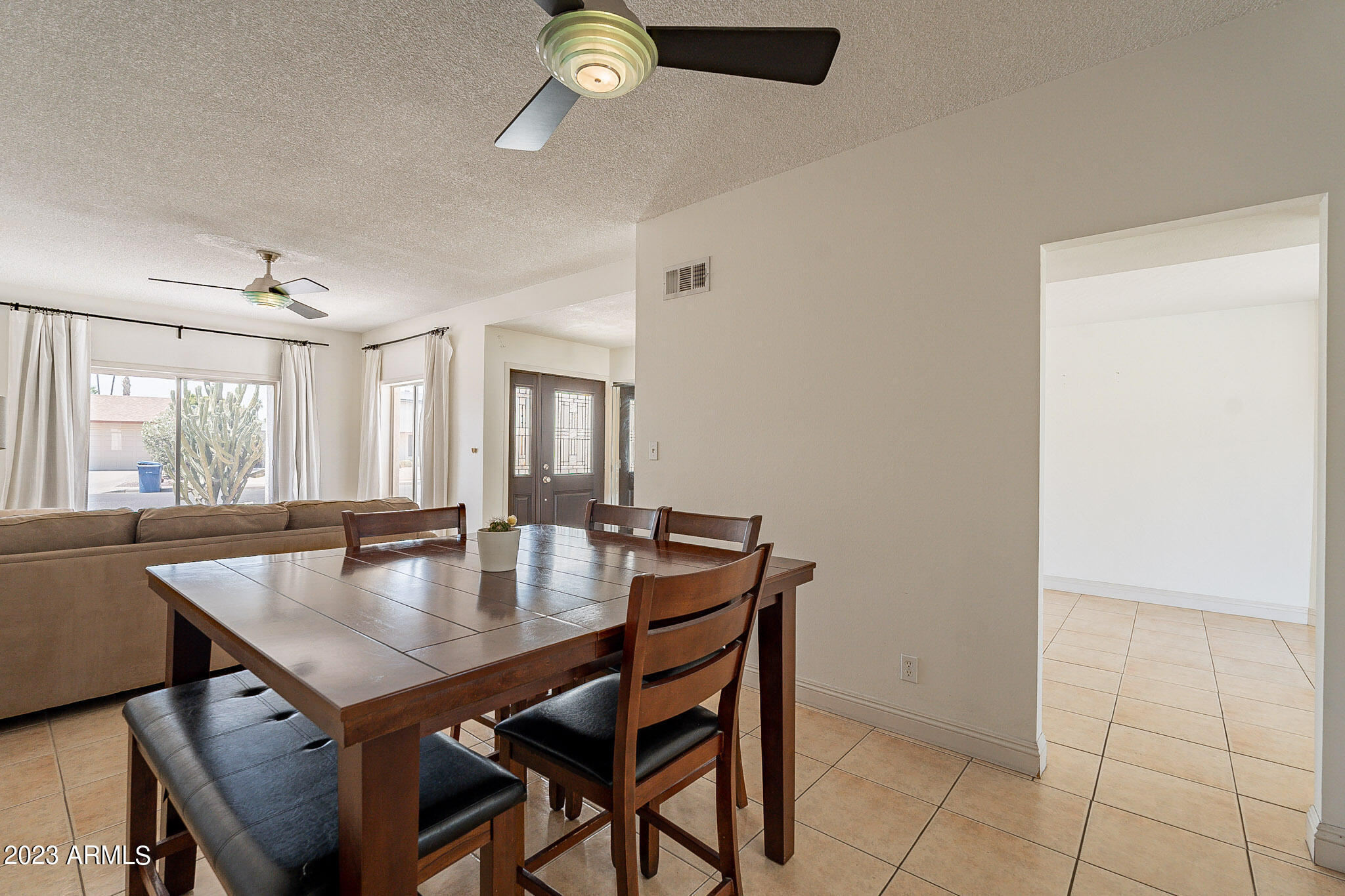 1803 S HERITAGE --