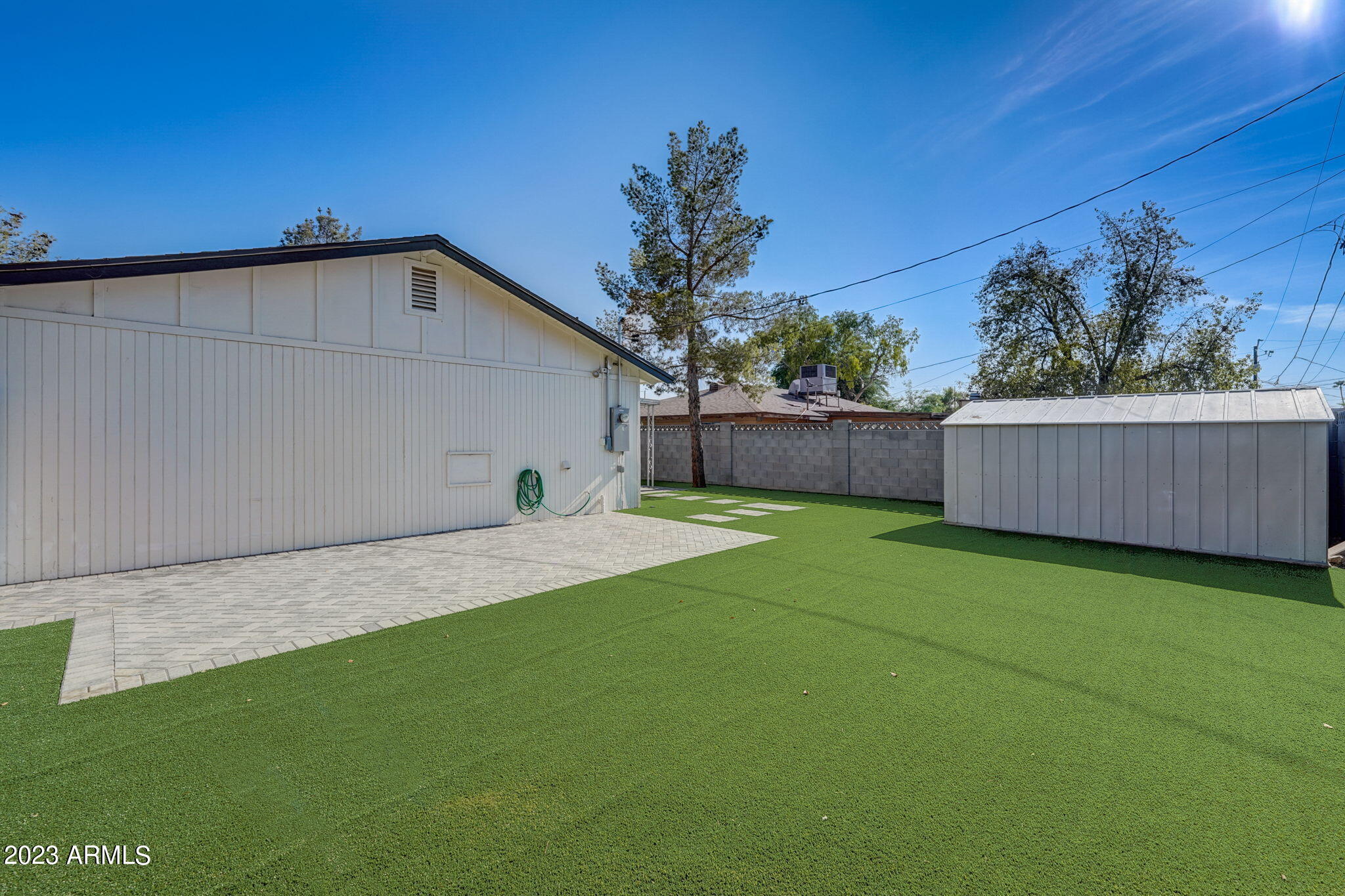 1246 E Vista Avenue