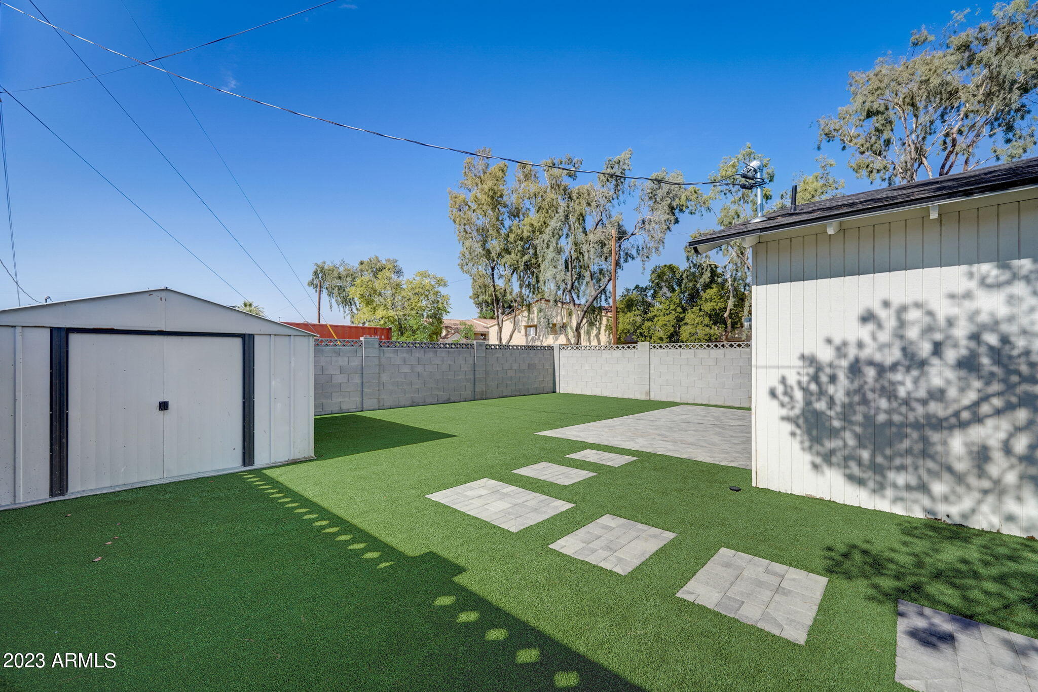 1246 E Vista Avenue