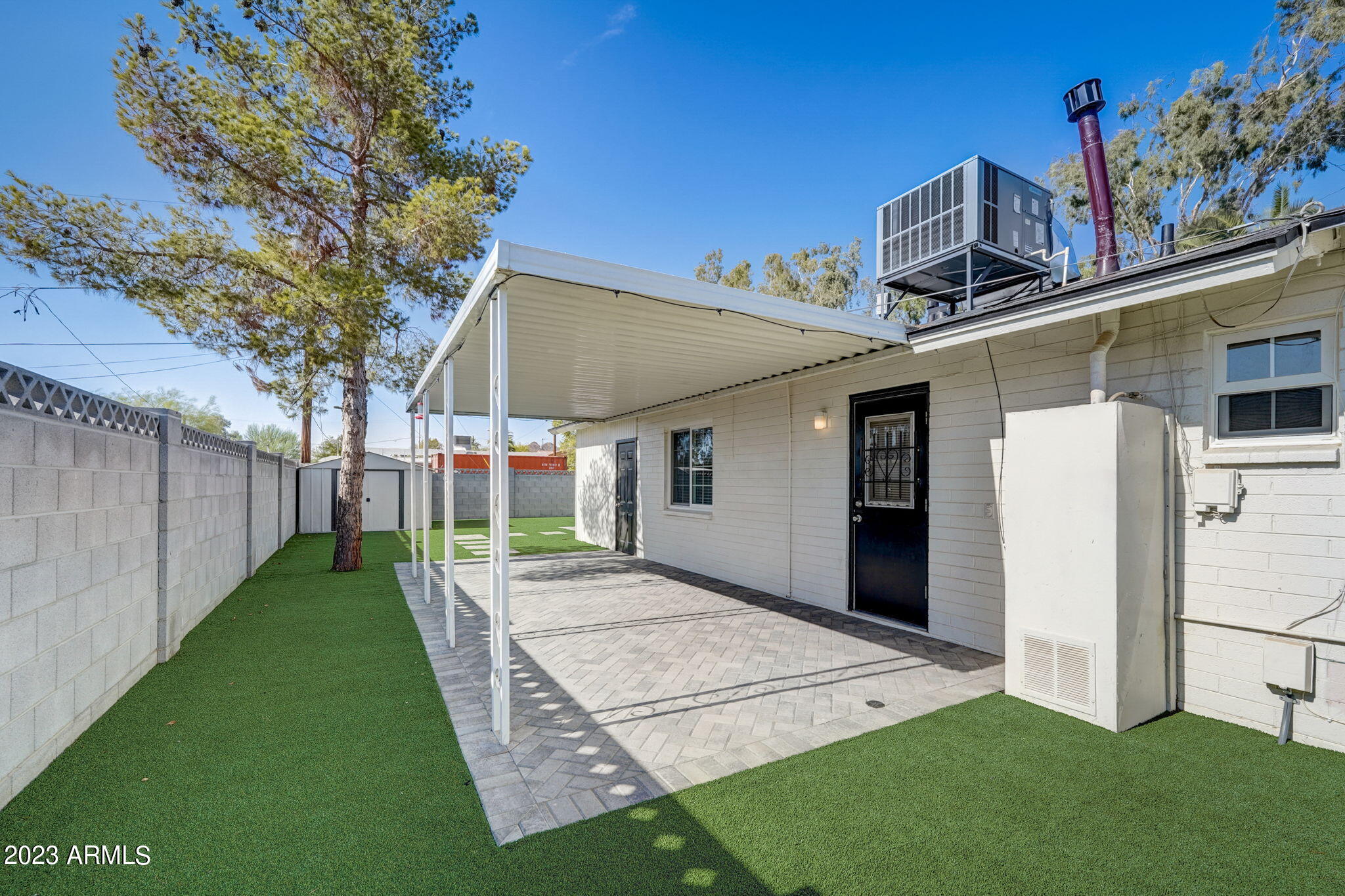 1246 E Vista Avenue