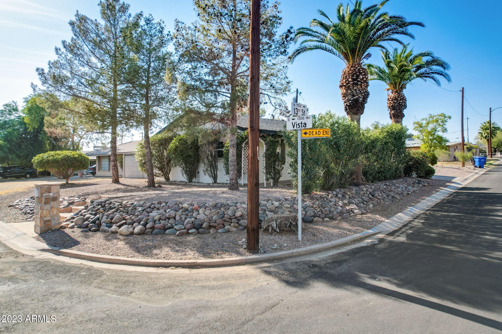 1246 E Vista Avenue