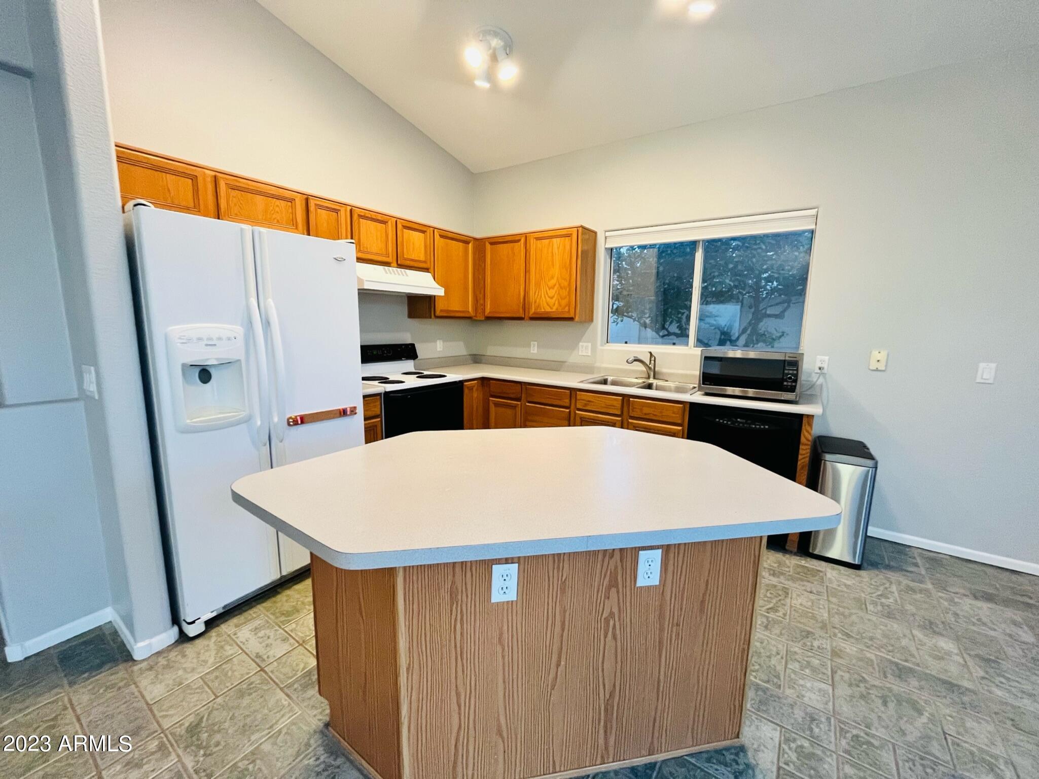 4336 E CAMPO BELLO Drive