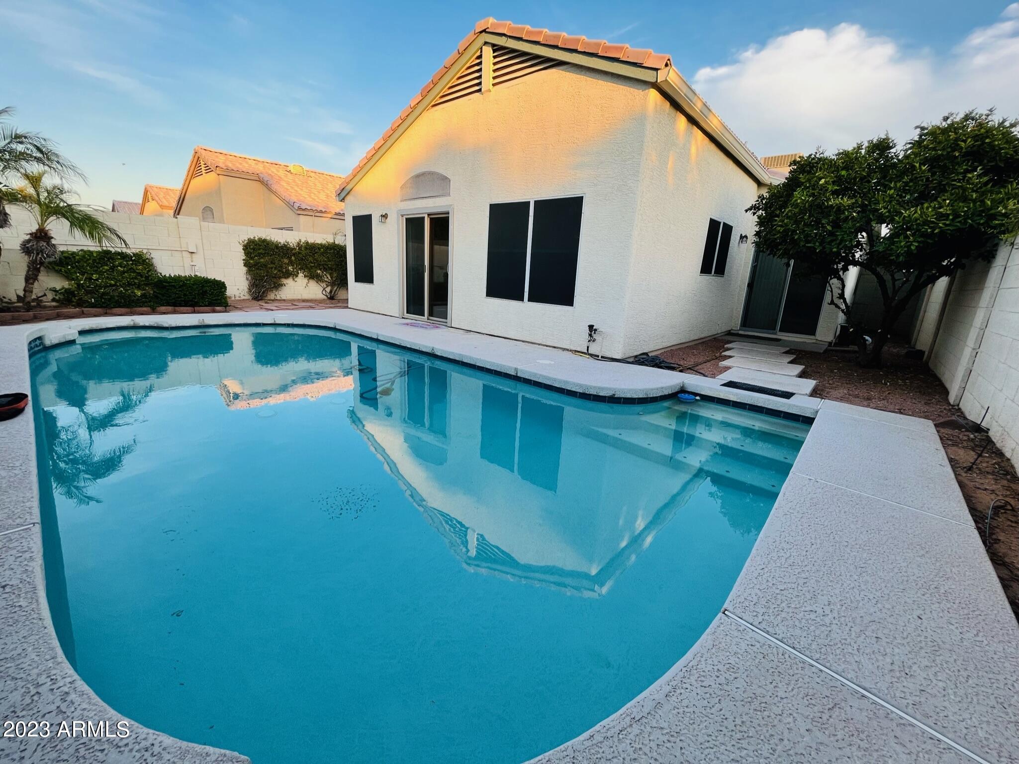 4336 E CAMPO BELLO Drive