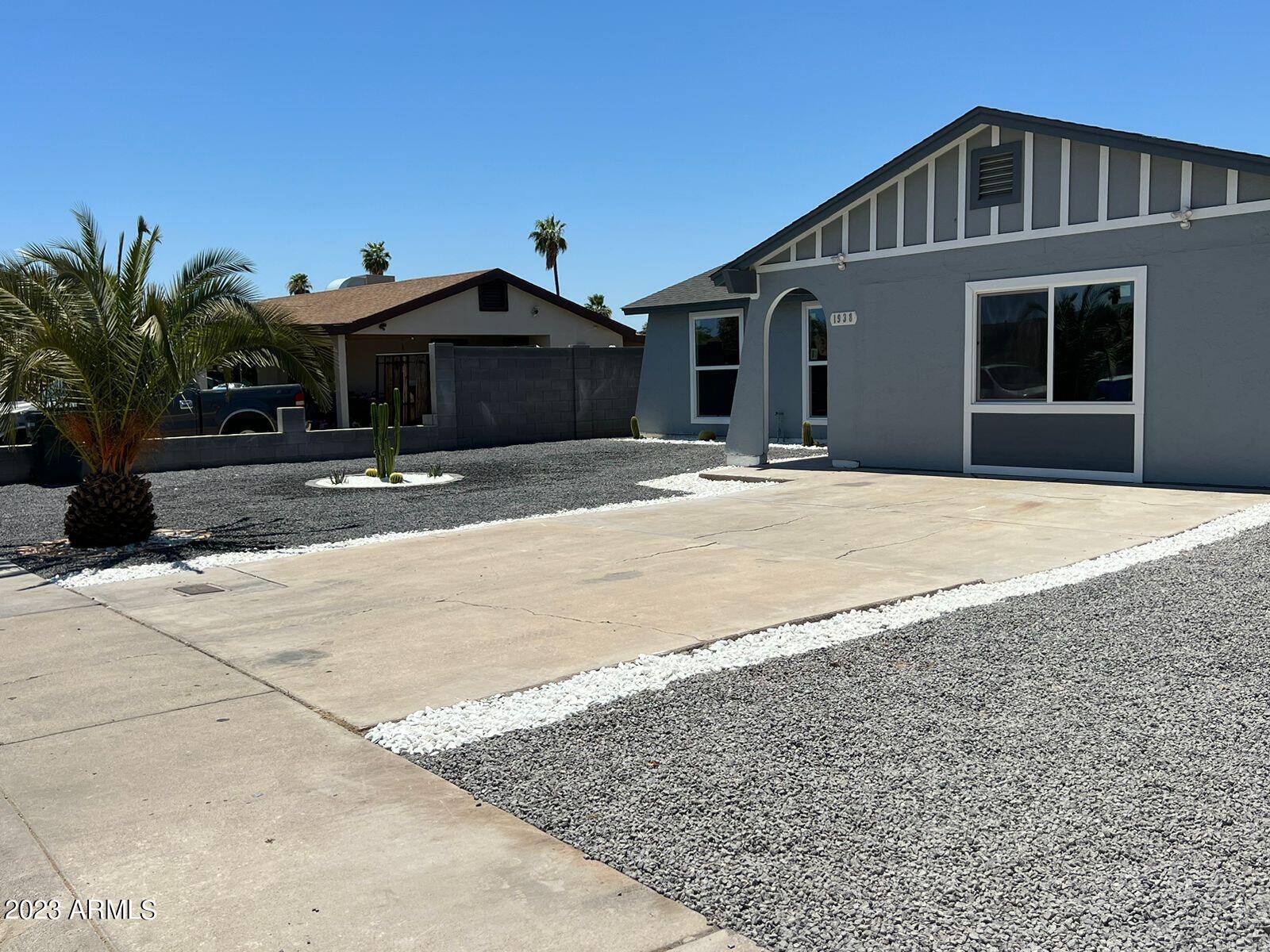 1938 N 69TH Avenue