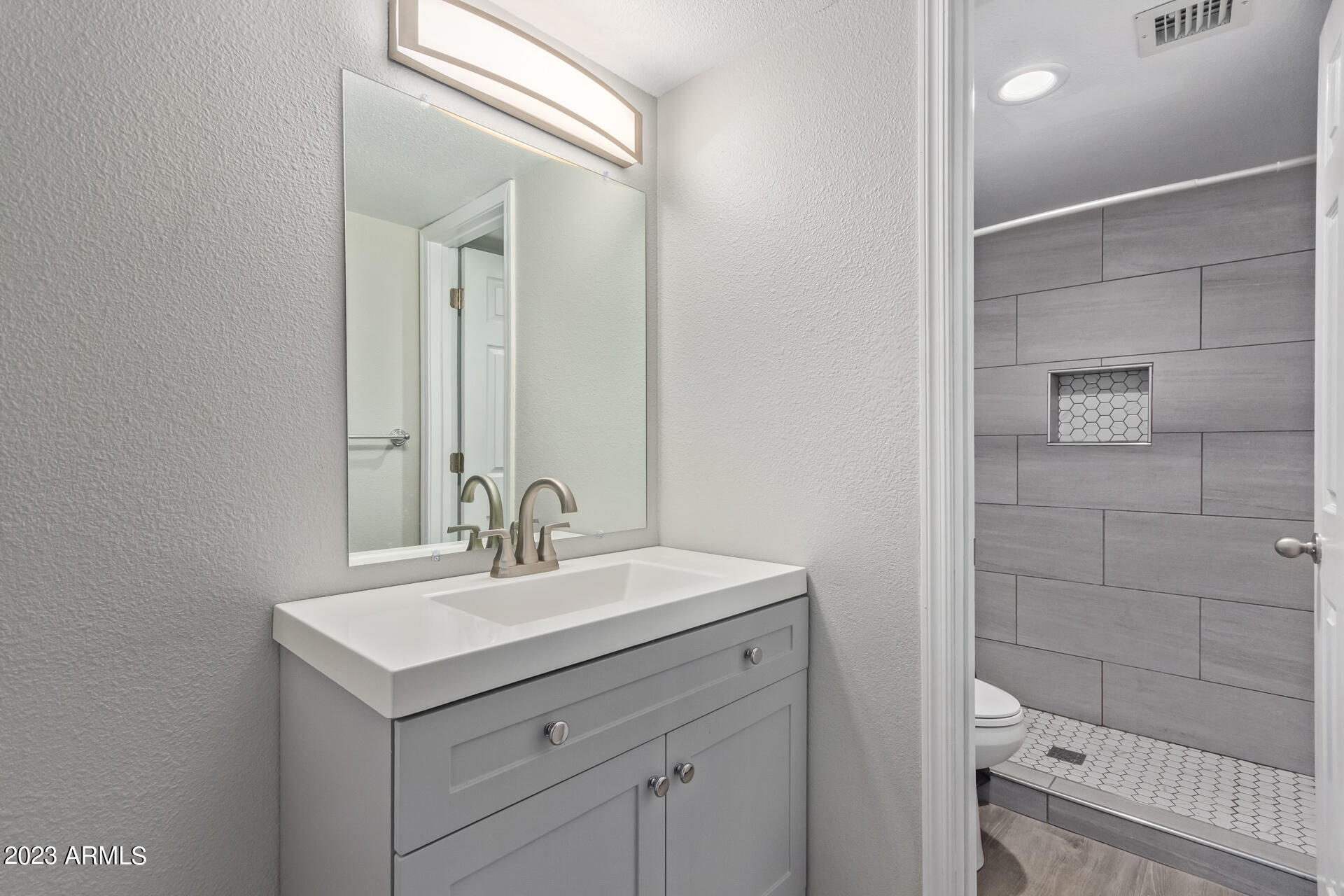 4444 E PARADISE VILLAGE Parkway # 106