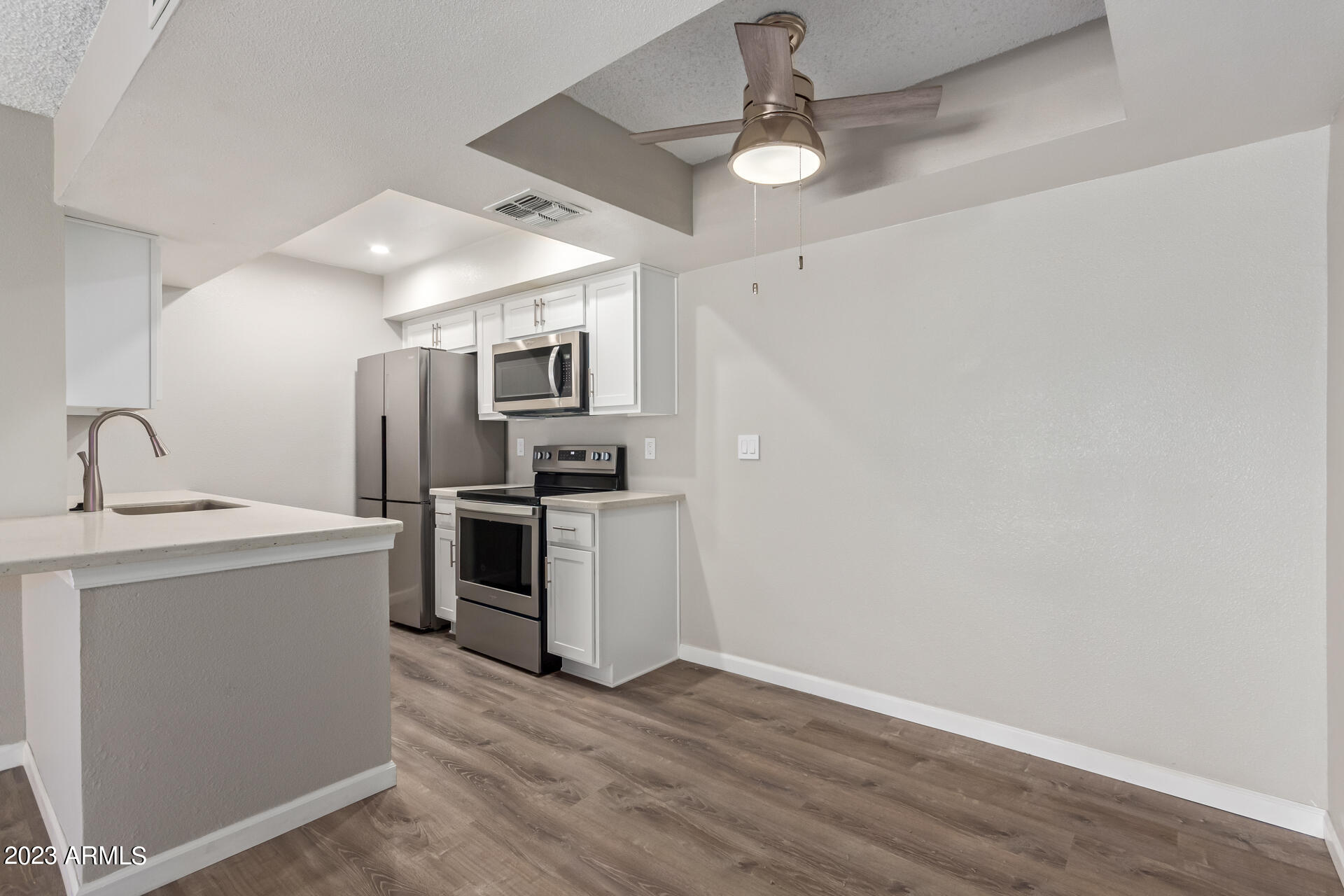 4444 E PARADISE VILLAGE Parkway # 106
