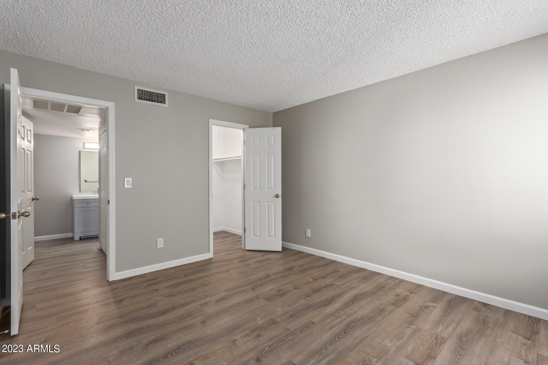 4444 E PARADISE VILLAGE Parkway # 106