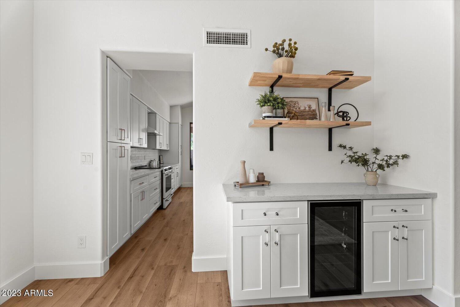 4727 E VIA MONTOYA Drive