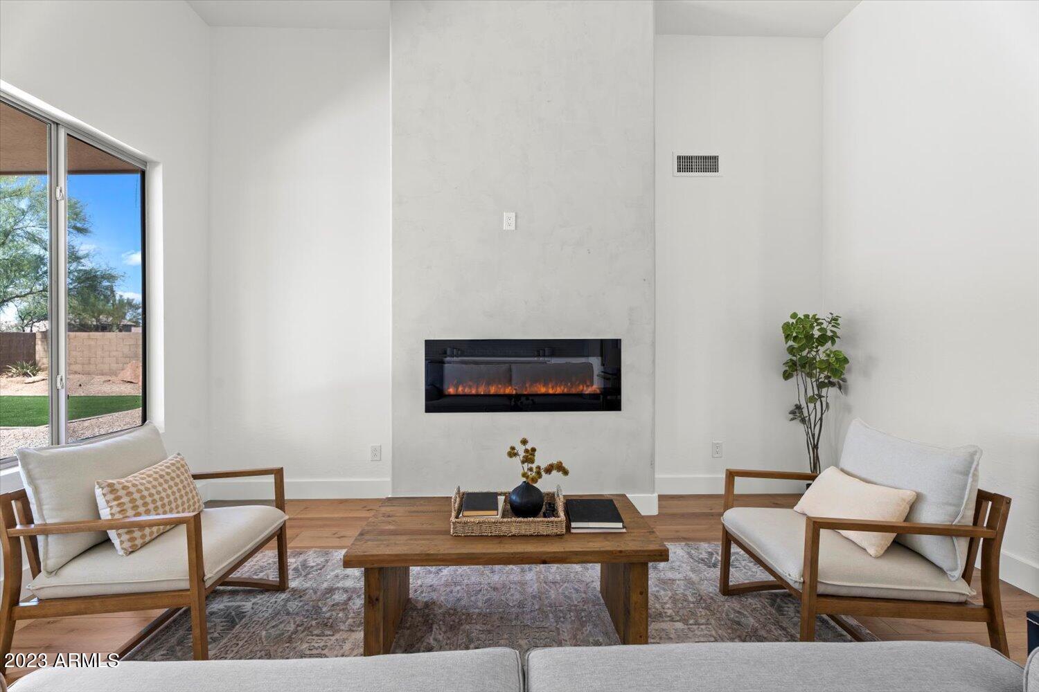 4727 E VIA MONTOYA Drive