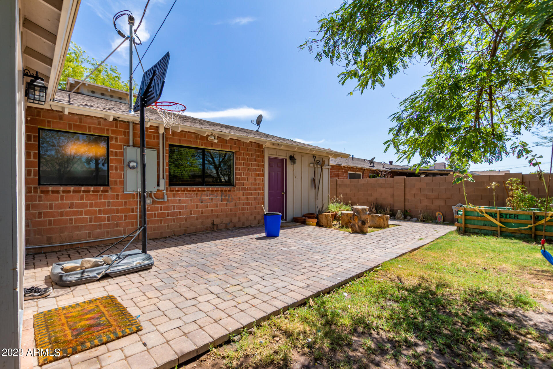 8638 E ROANOKE Avenue