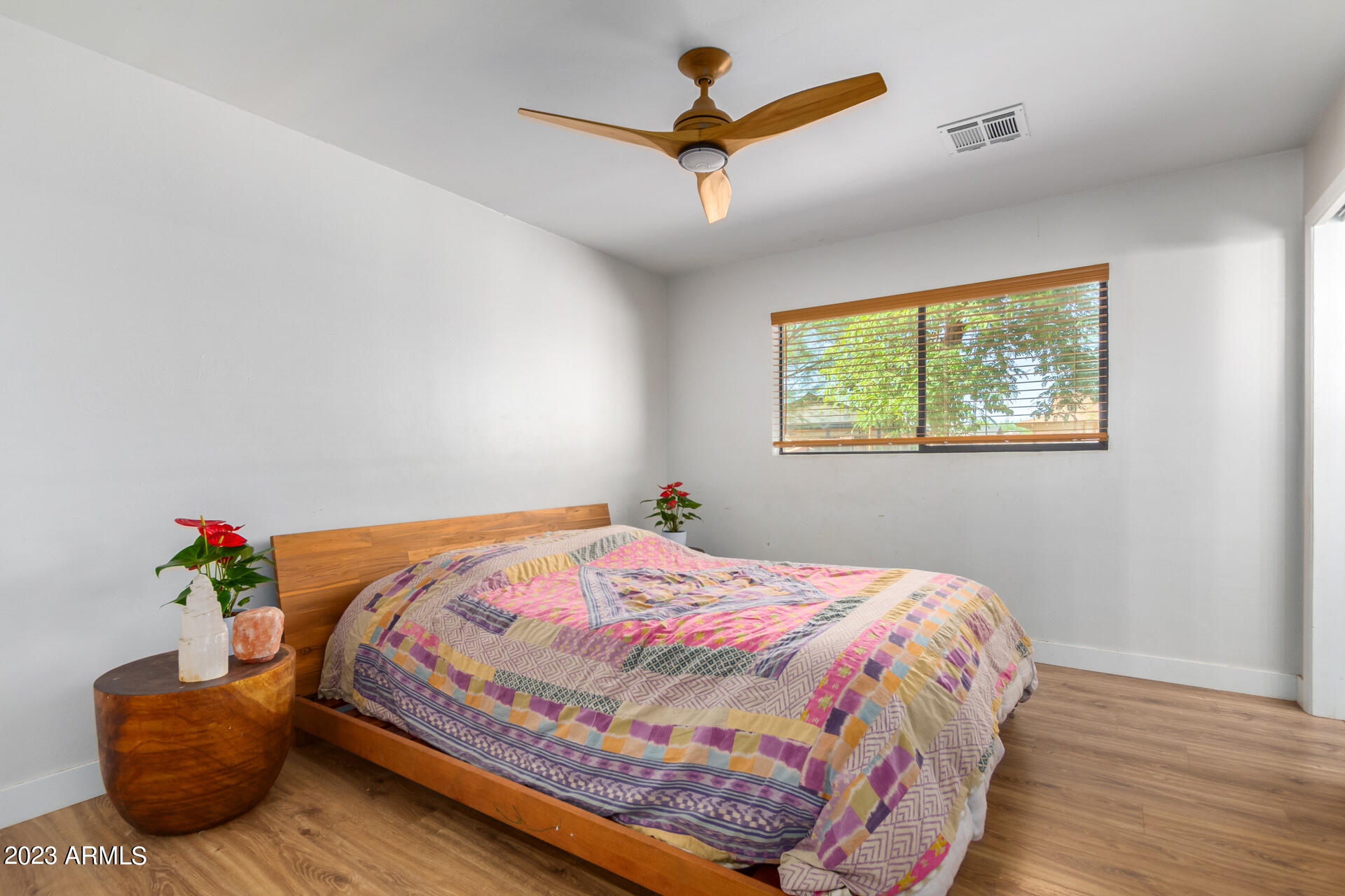 8638 E ROANOKE Avenue