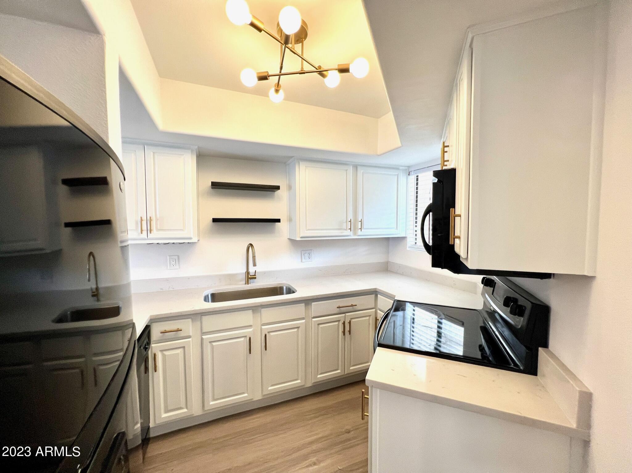 935 N GRANITE REEF Road # 90