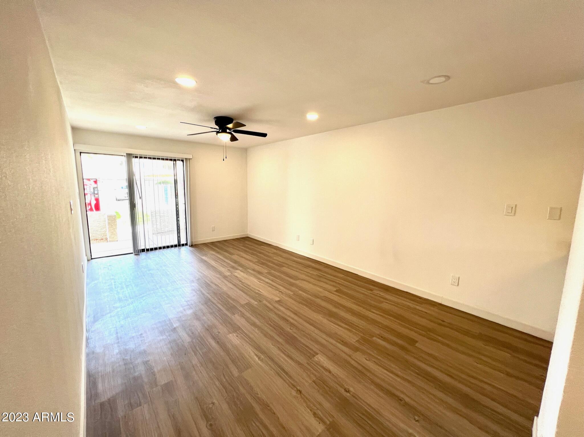 935 N GRANITE REEF Road # 90