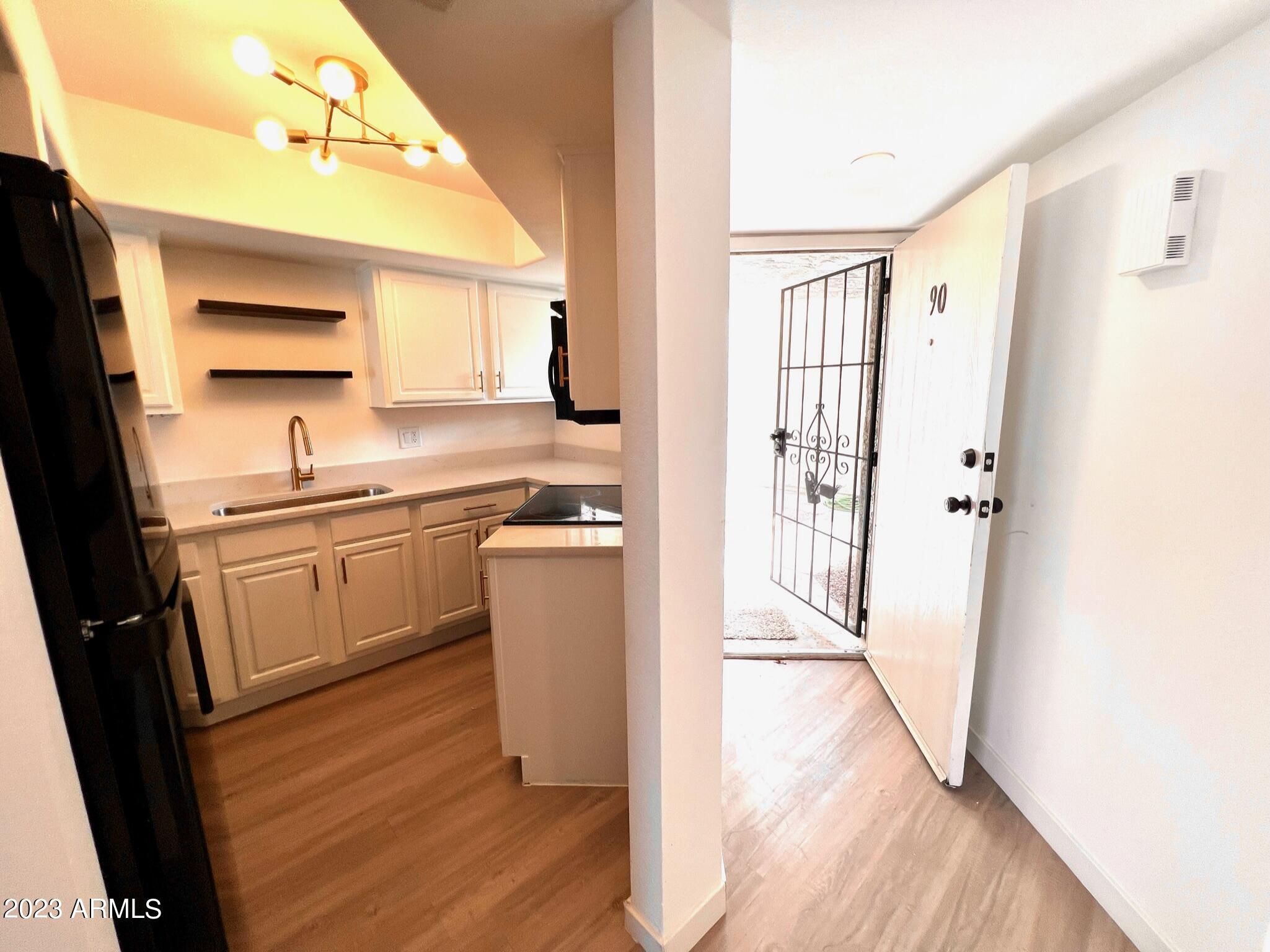 935 N GRANITE REEF Road # 90