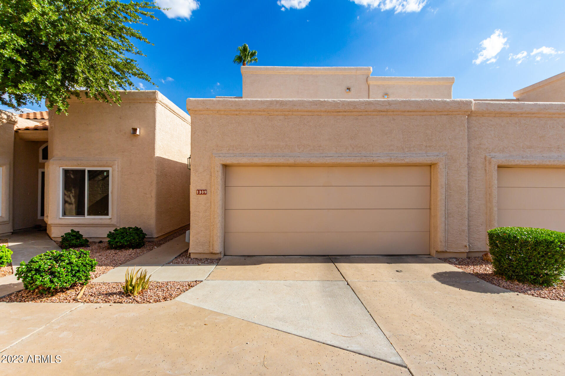 1309 W CORAL REEF Drive W