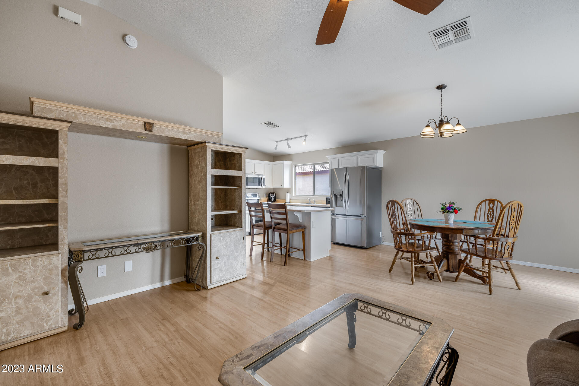 8815 W MANZANITA Drive
