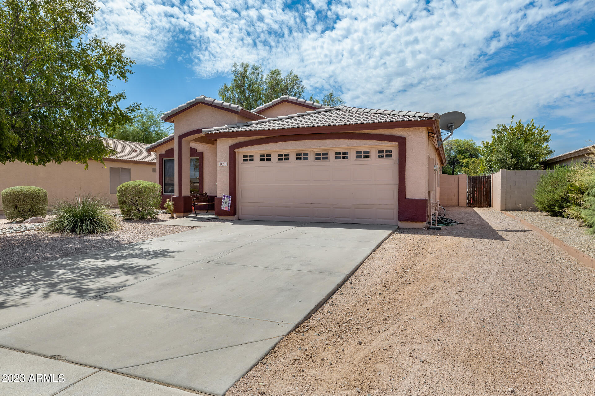 8815 W MANZANITA Drive