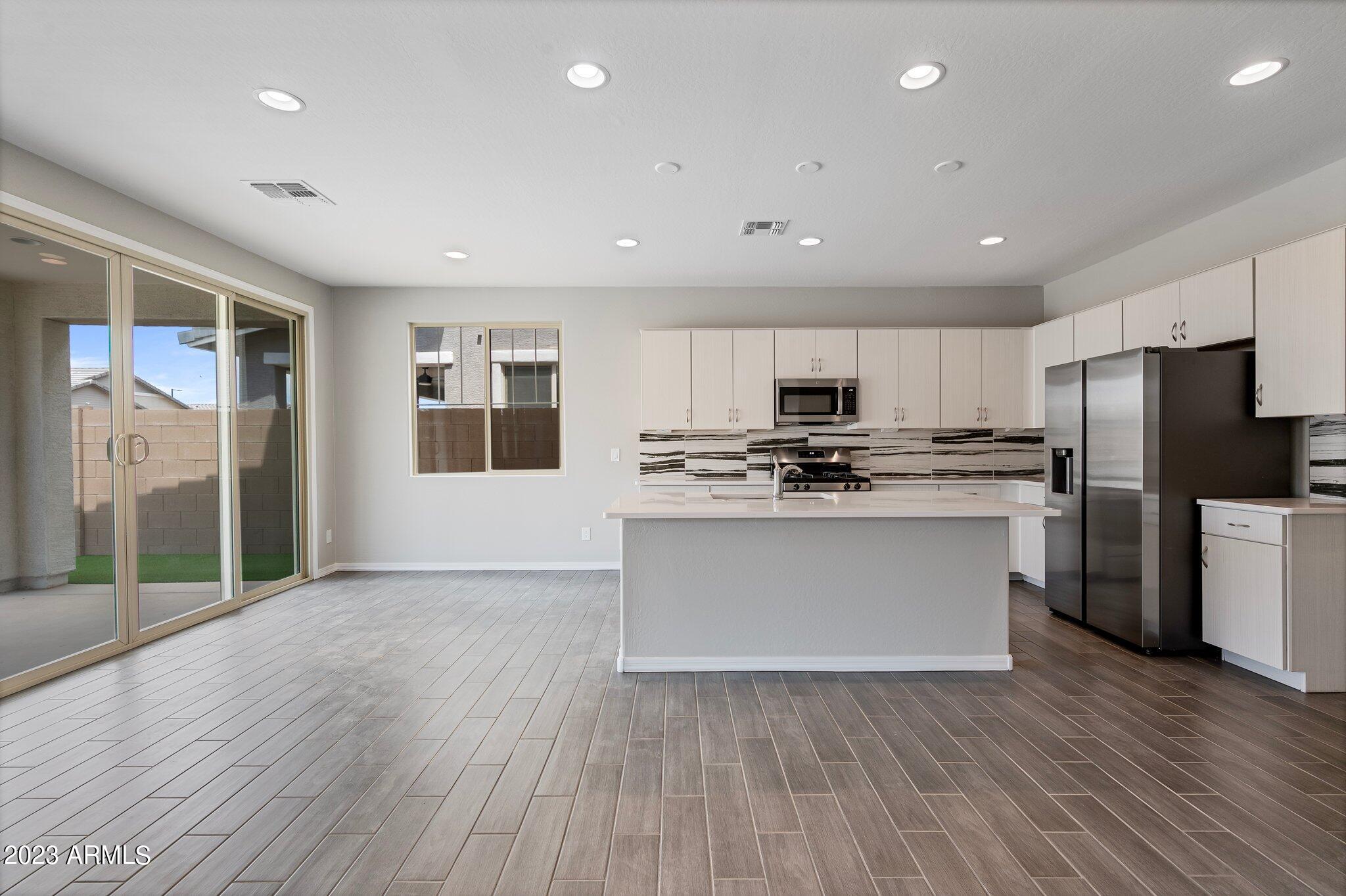 22508 E TWILIGHT Drive