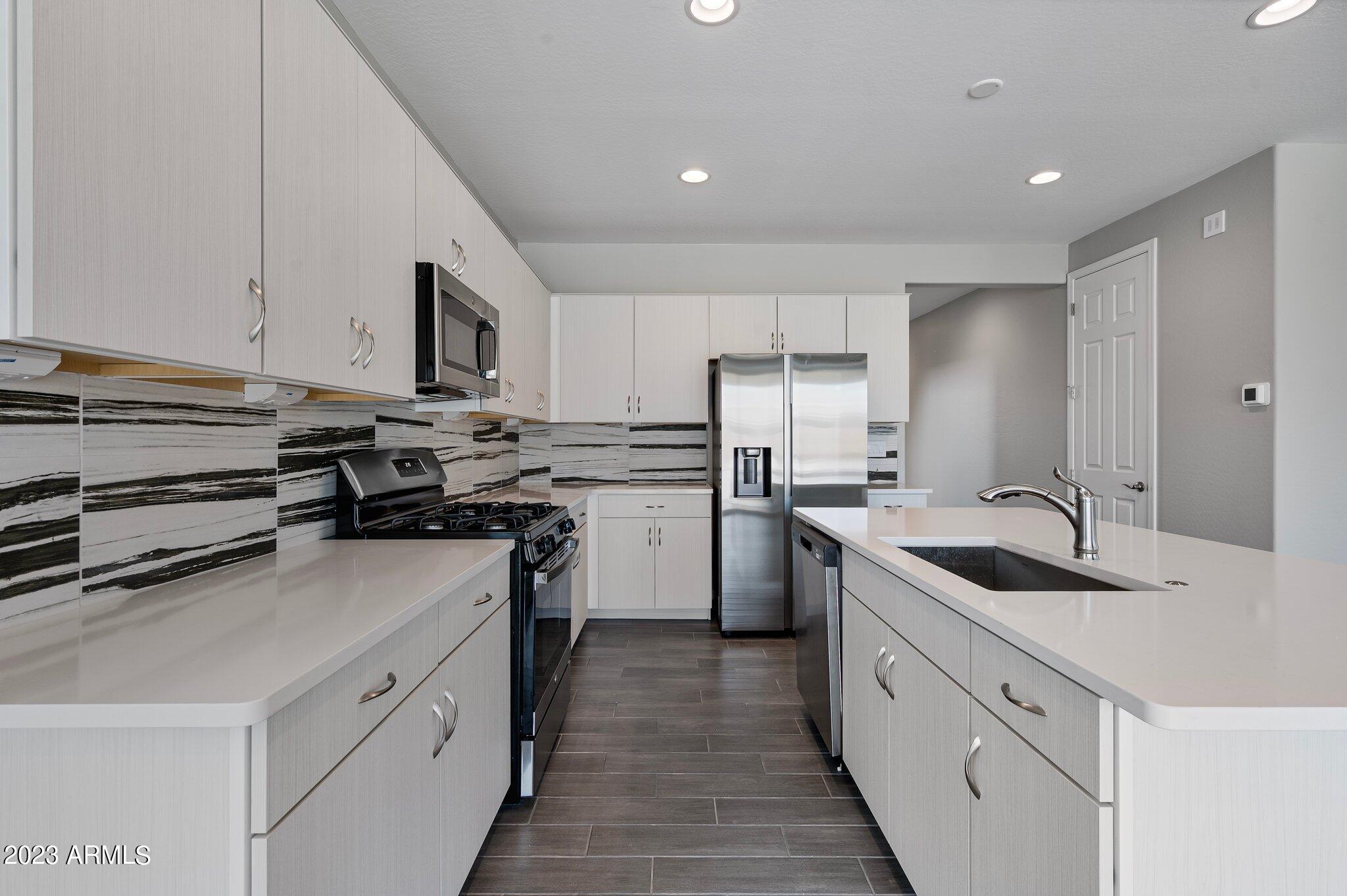 22508 E TWILIGHT Drive