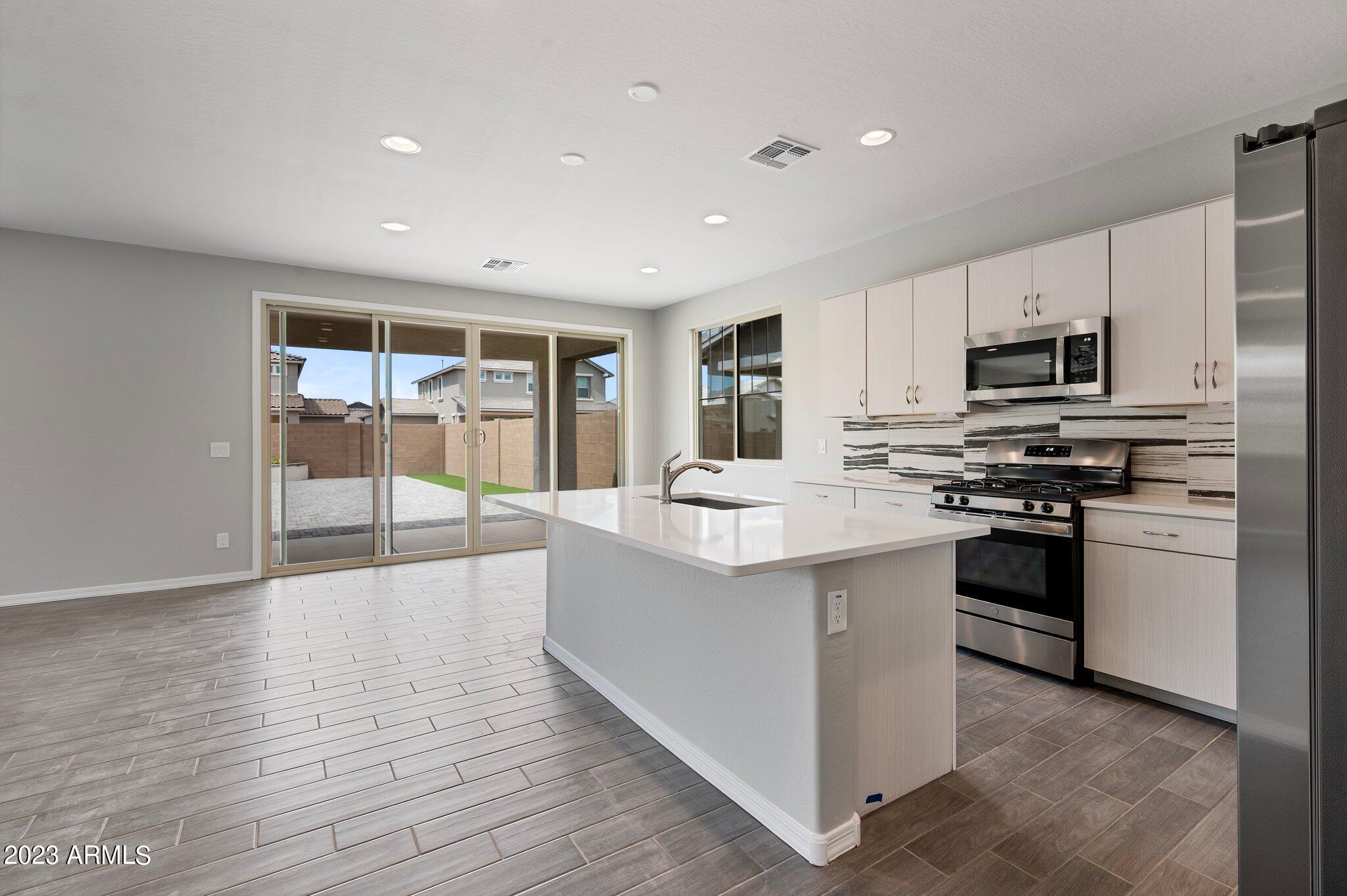 22508 E TWILIGHT Drive