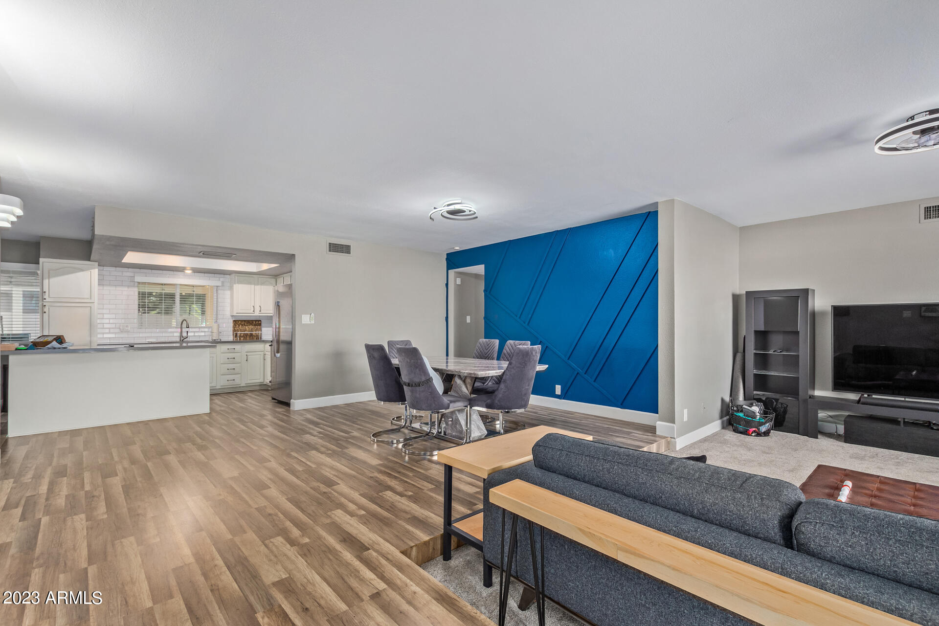 2242 S CANTON --