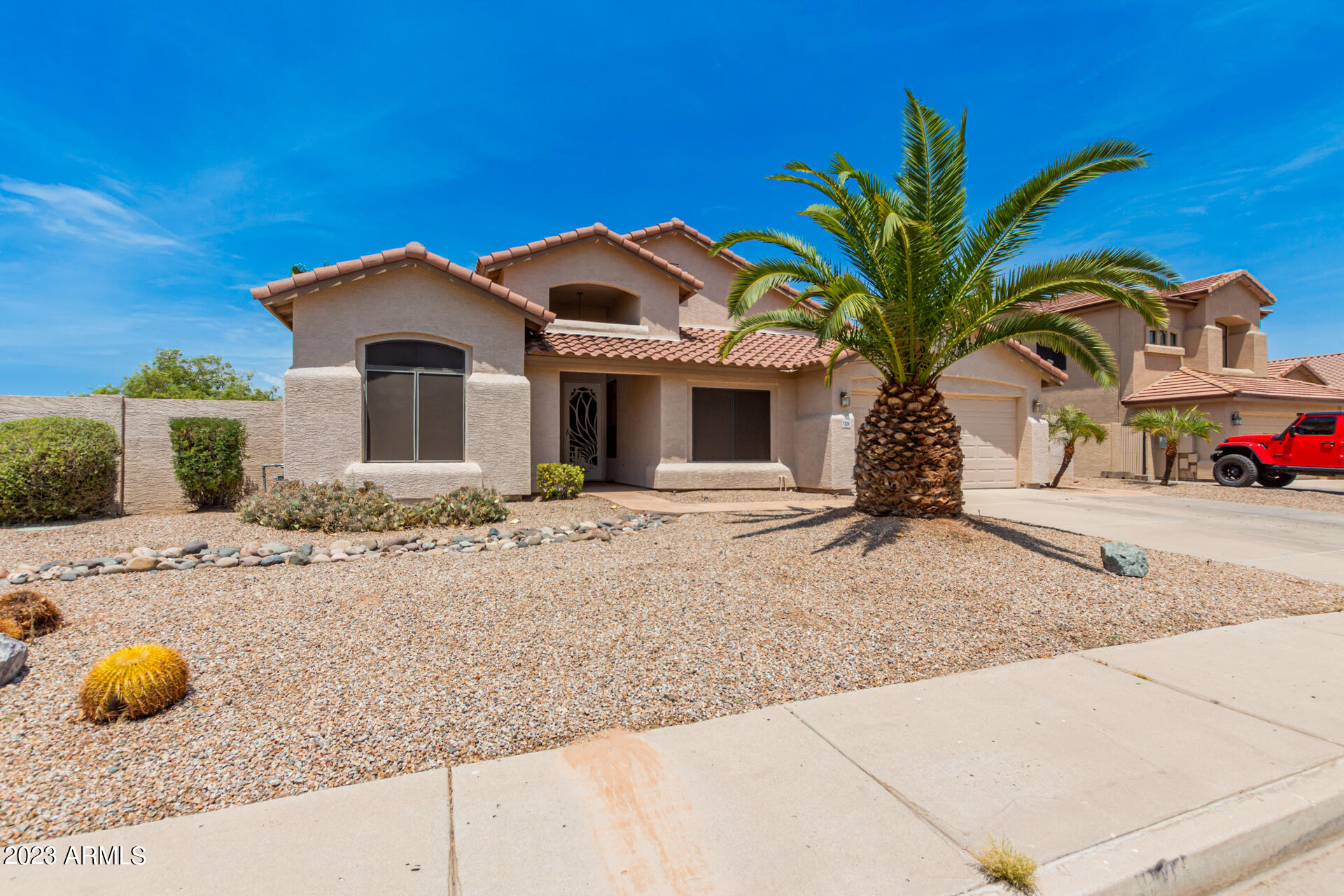 7326 W DREYFUS Drive