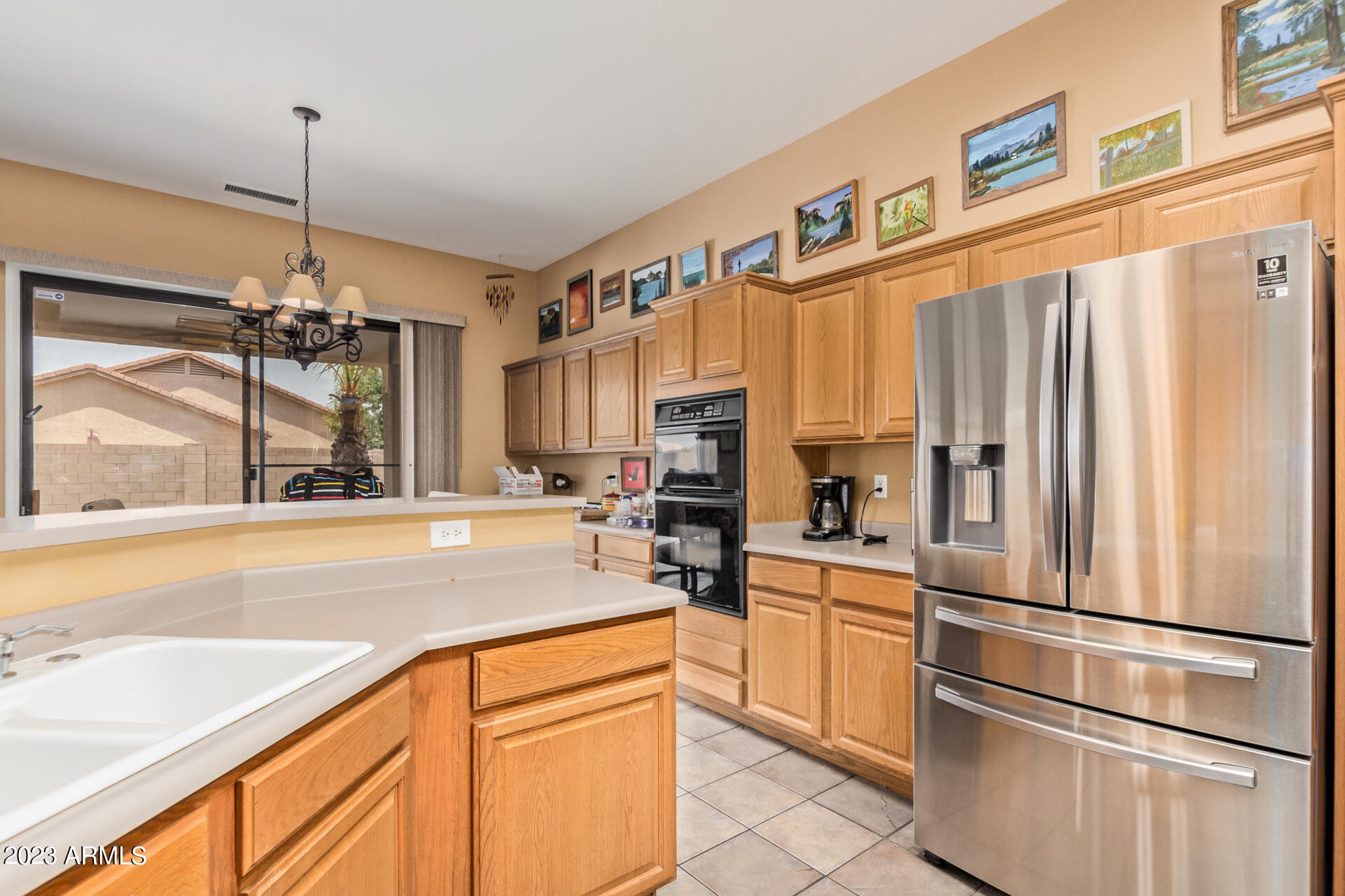 7326 W DREYFUS Drive