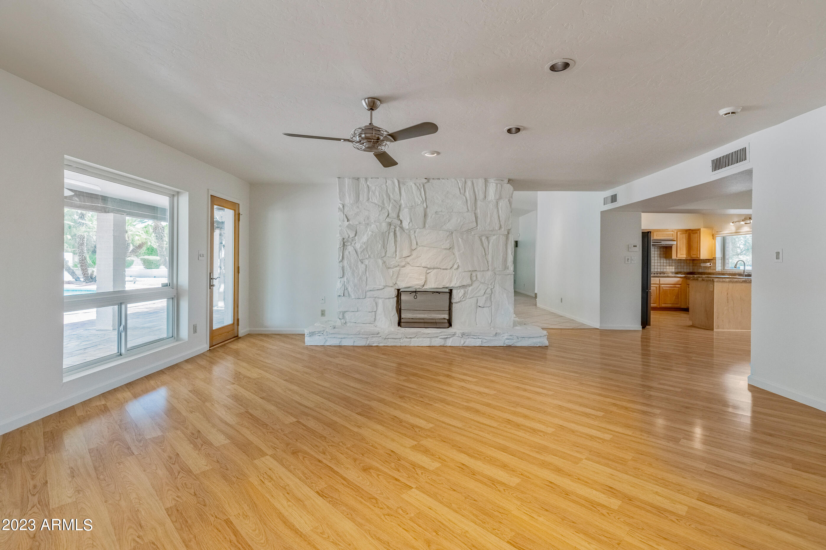 8020 E DAVENPORT Drive