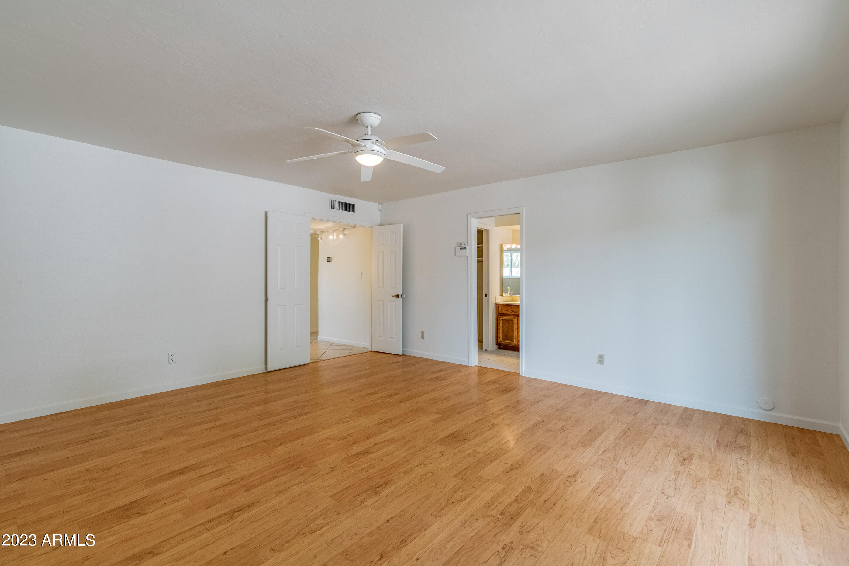 8020 E DAVENPORT Drive
