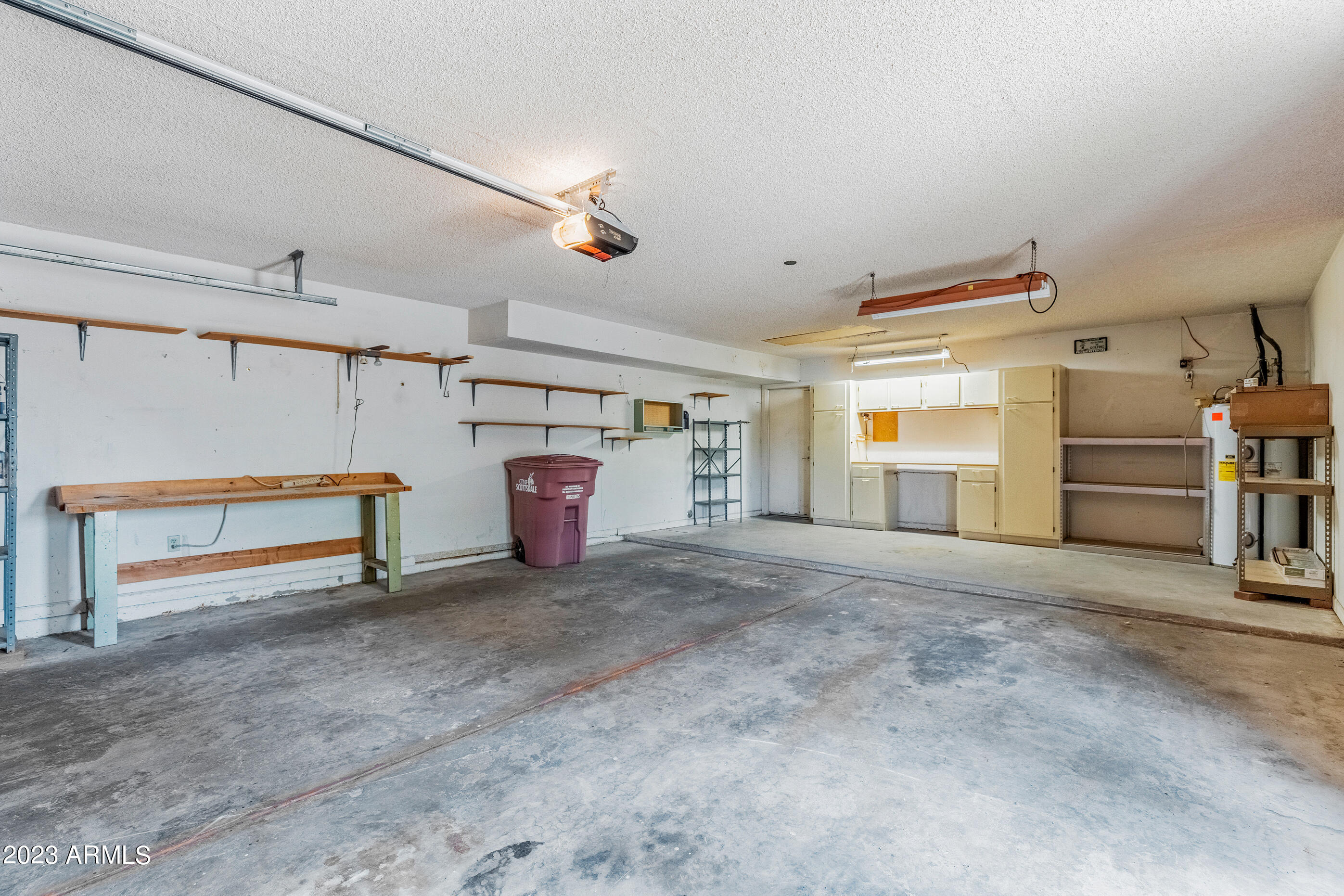 8020 E DAVENPORT Drive