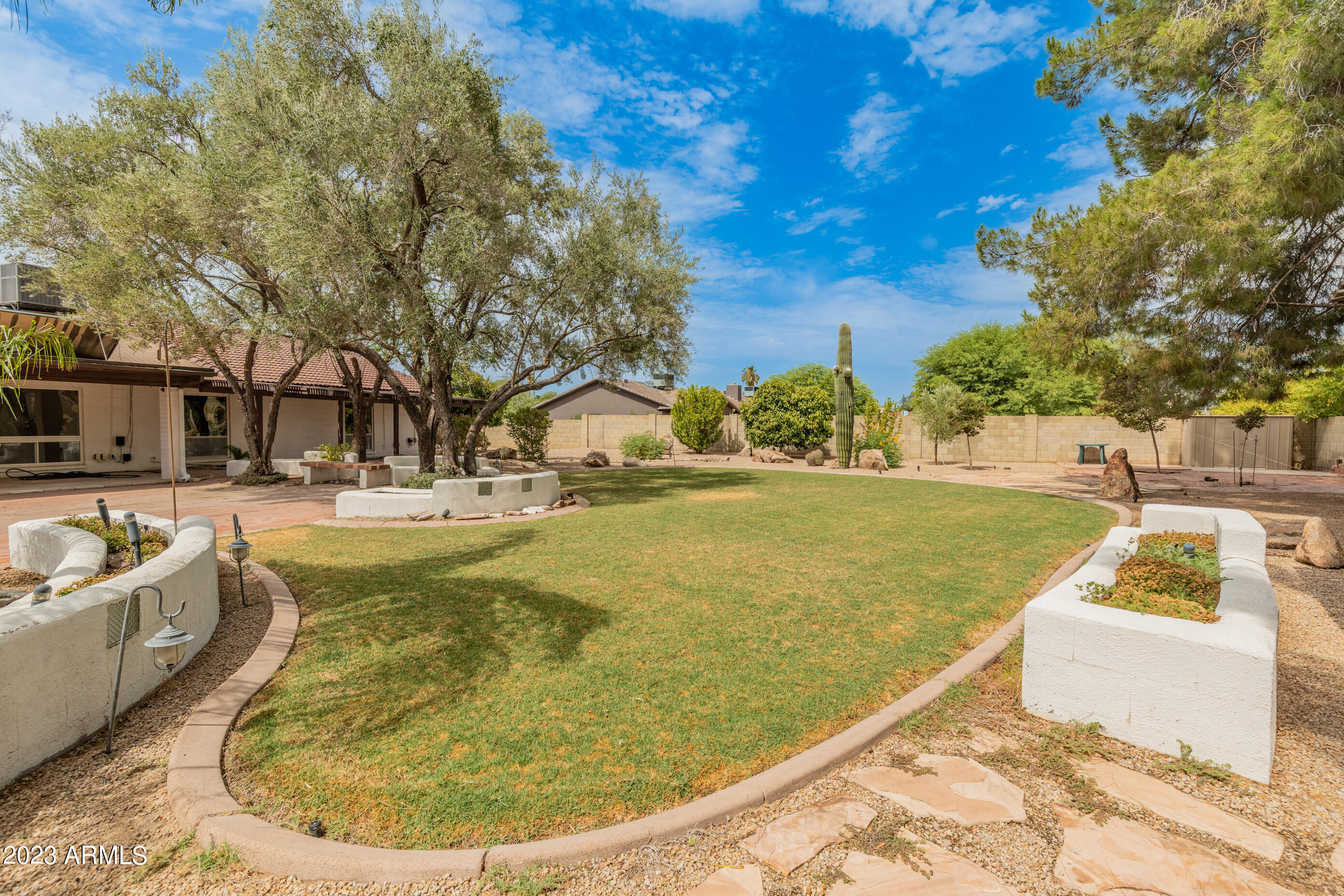 8020 E DAVENPORT Drive