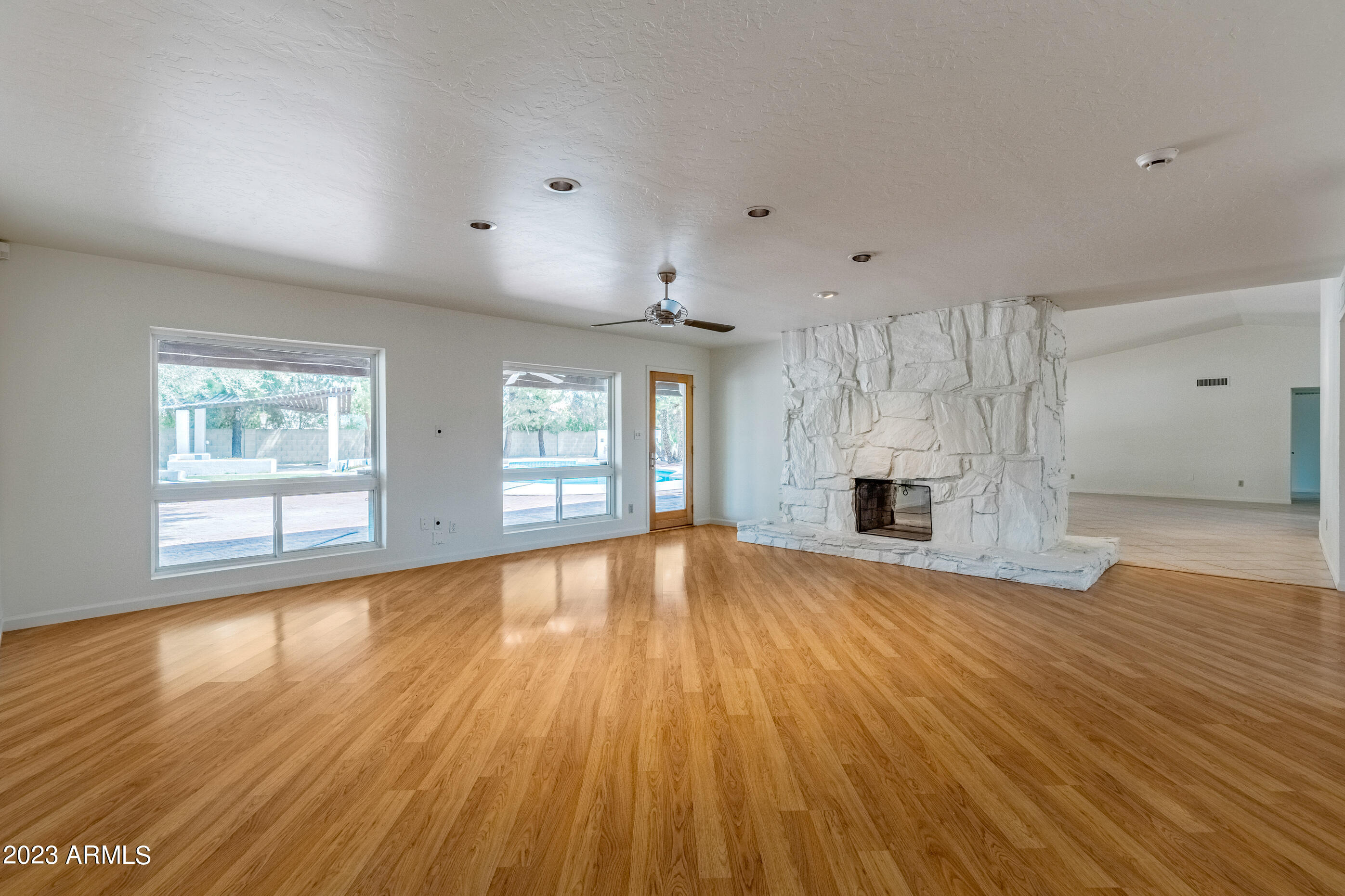 8020 E DAVENPORT Drive