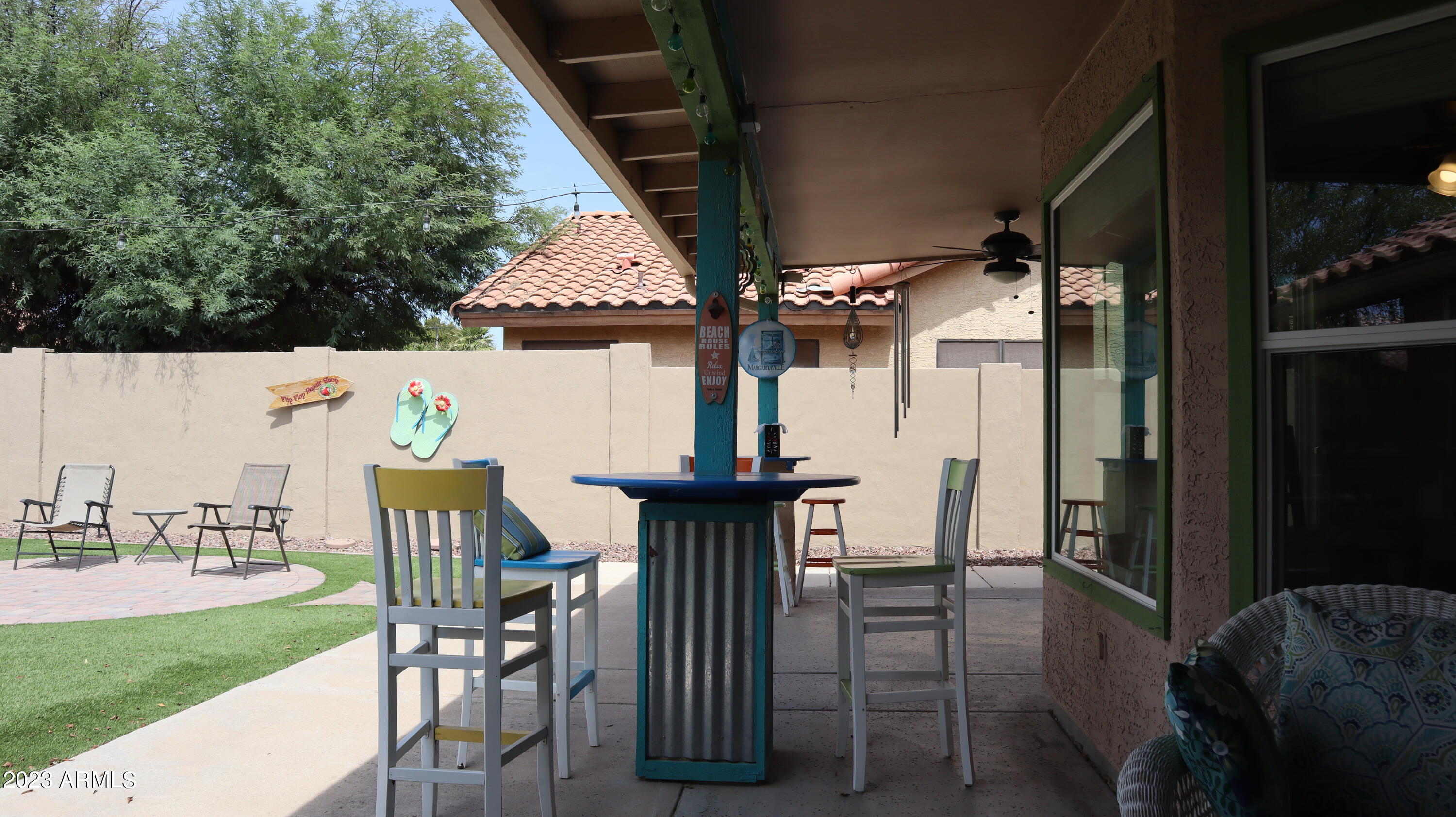 1432 W SHERRI Drive
