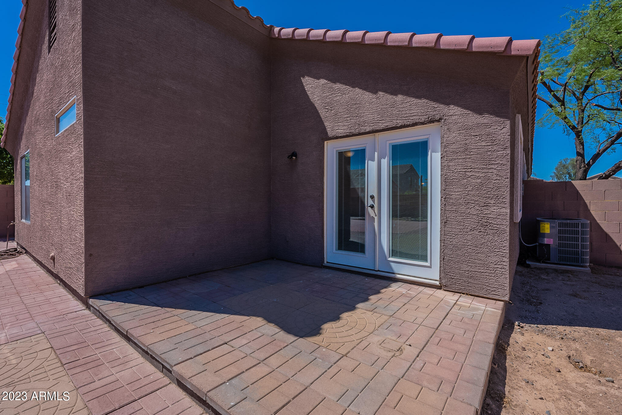 10629 W APACHE Street
