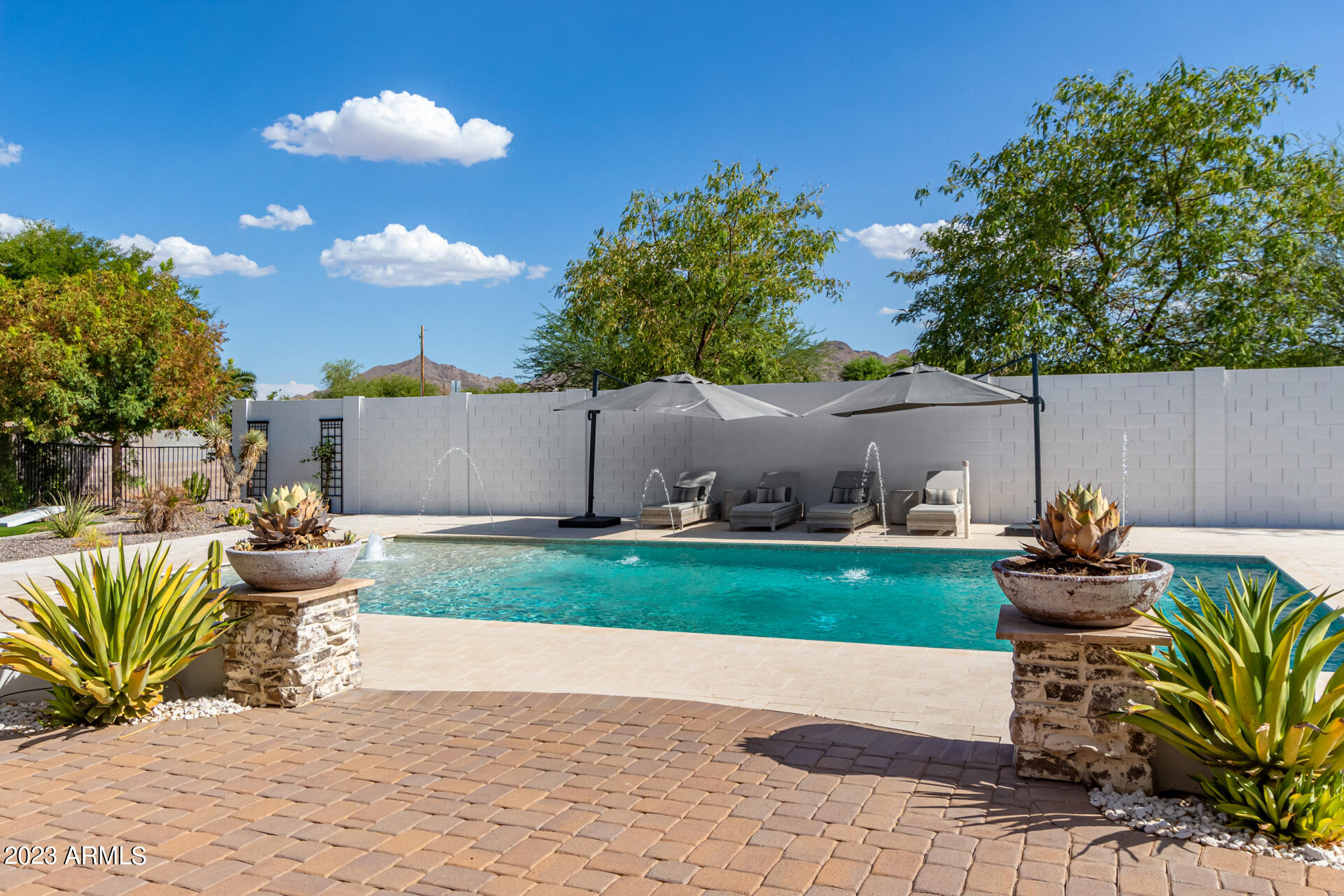 19651 E COUNTRY MEADOWS Drive