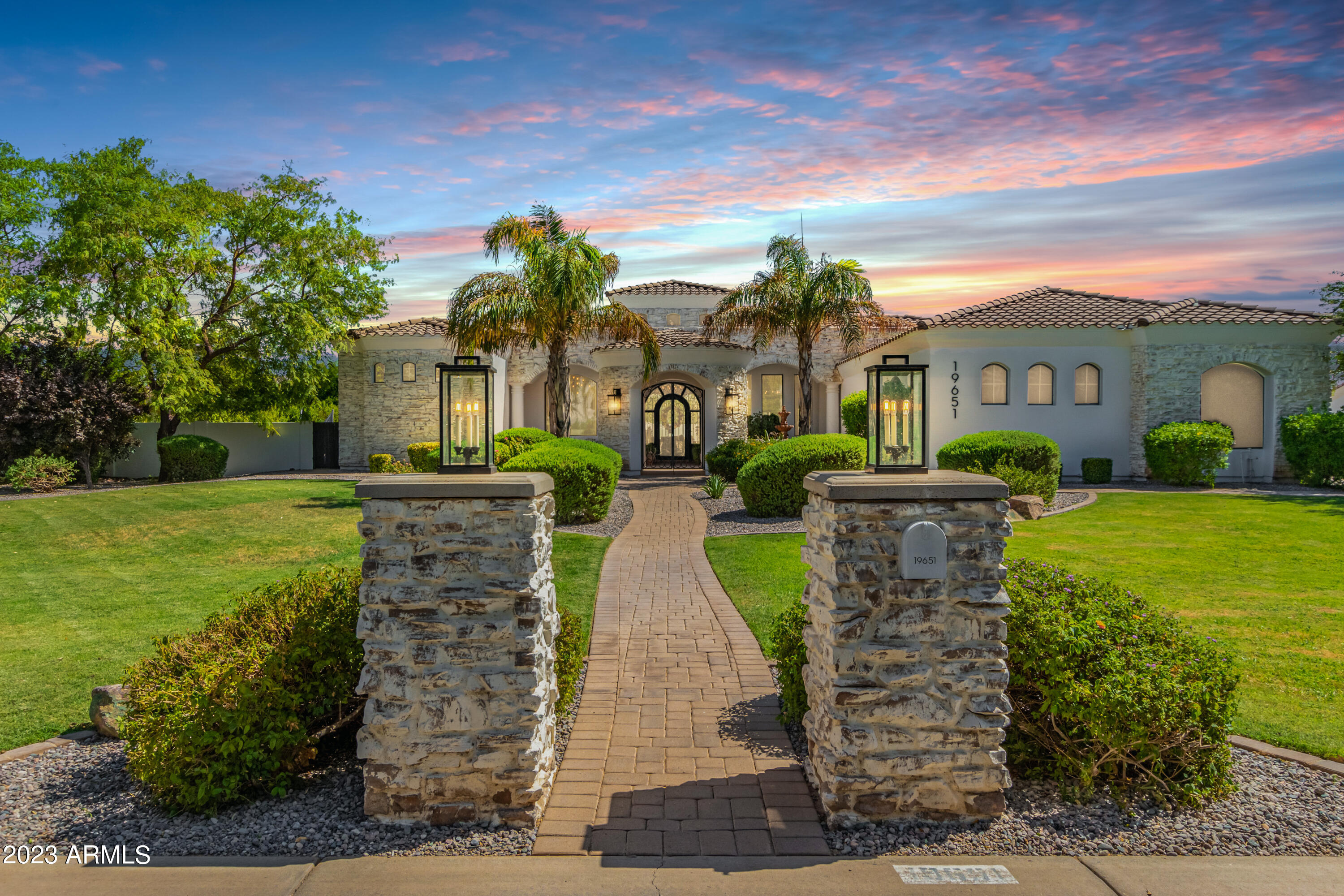 19651 E COUNTRY MEADOWS Drive