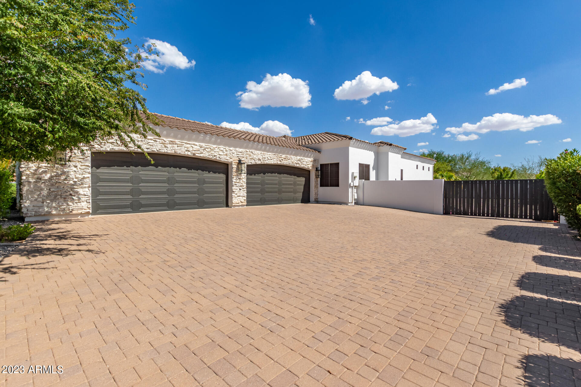 19651 E COUNTRY MEADOWS Drive