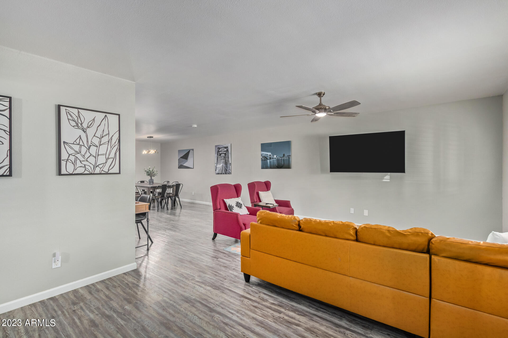 2143 E MINTON Drive