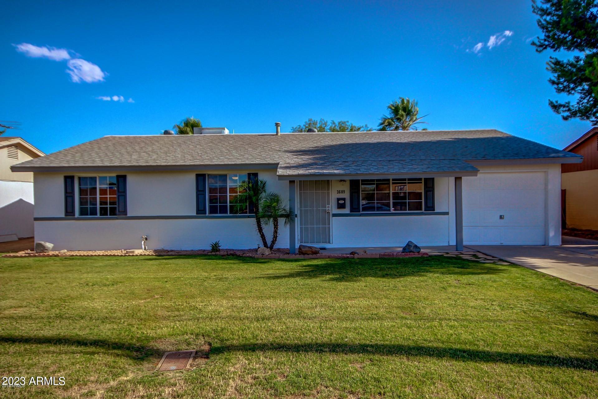 3609 E HEARN Road