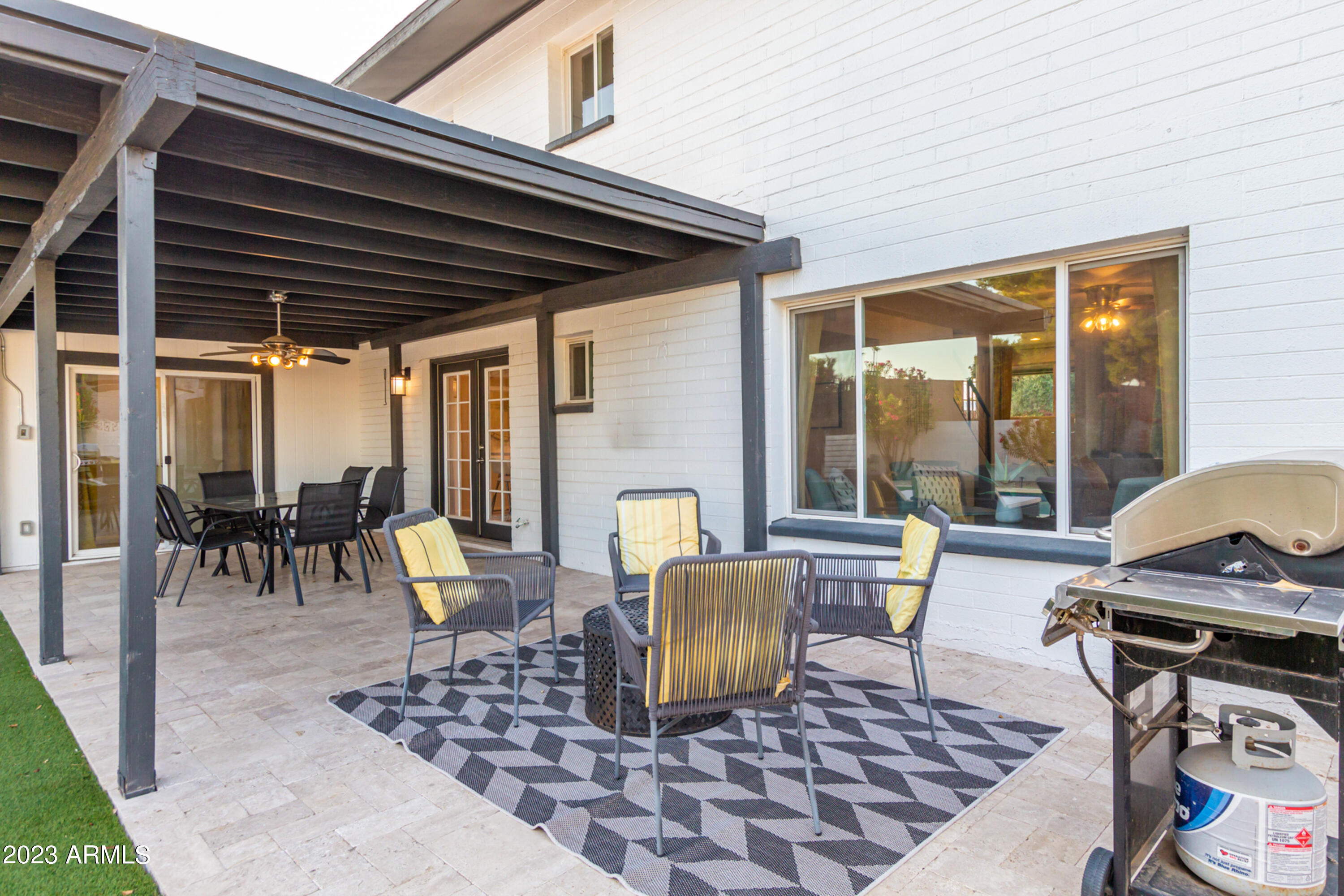 8413 E CITRUS Way