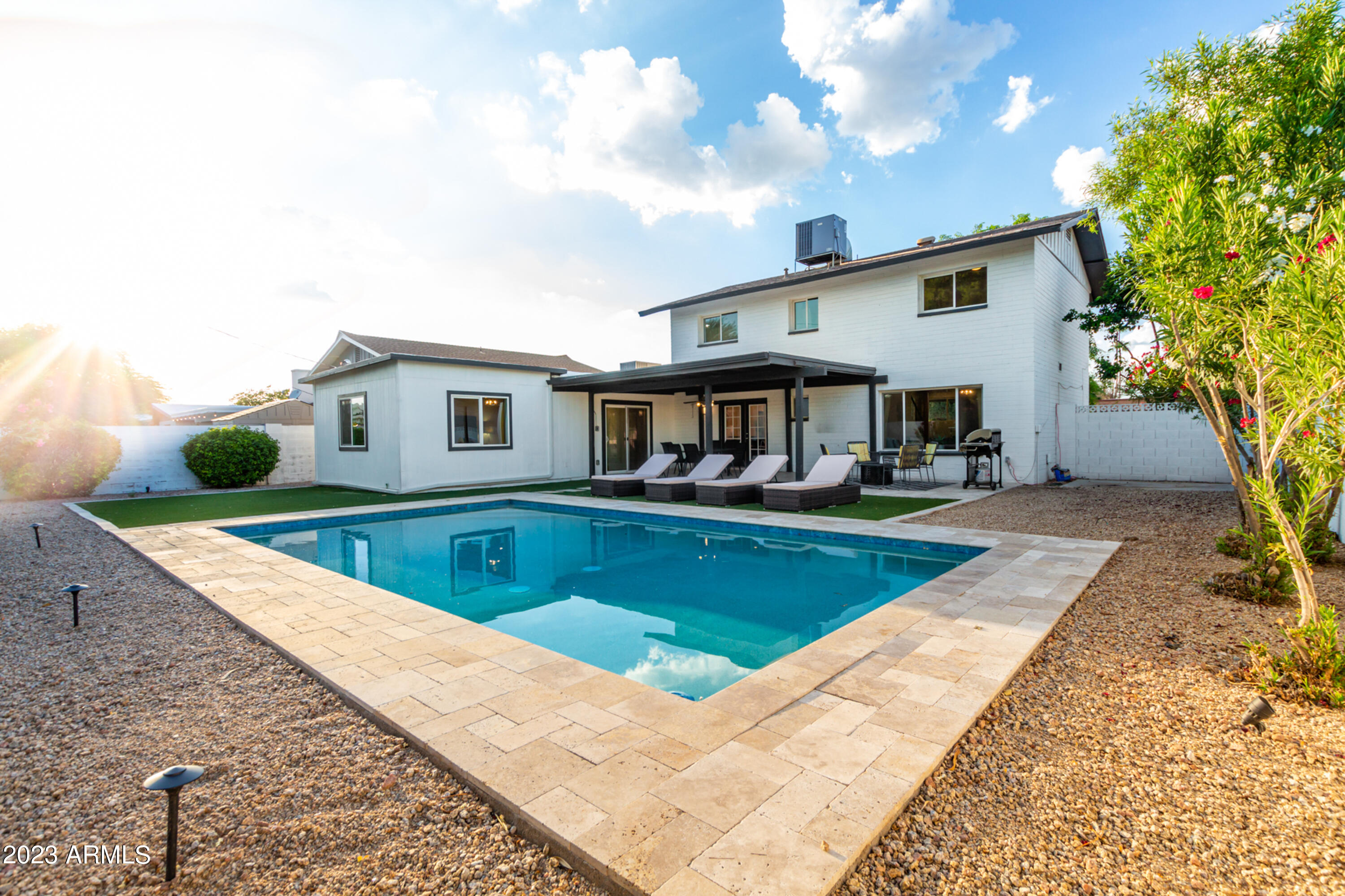 8413 E CITRUS Way